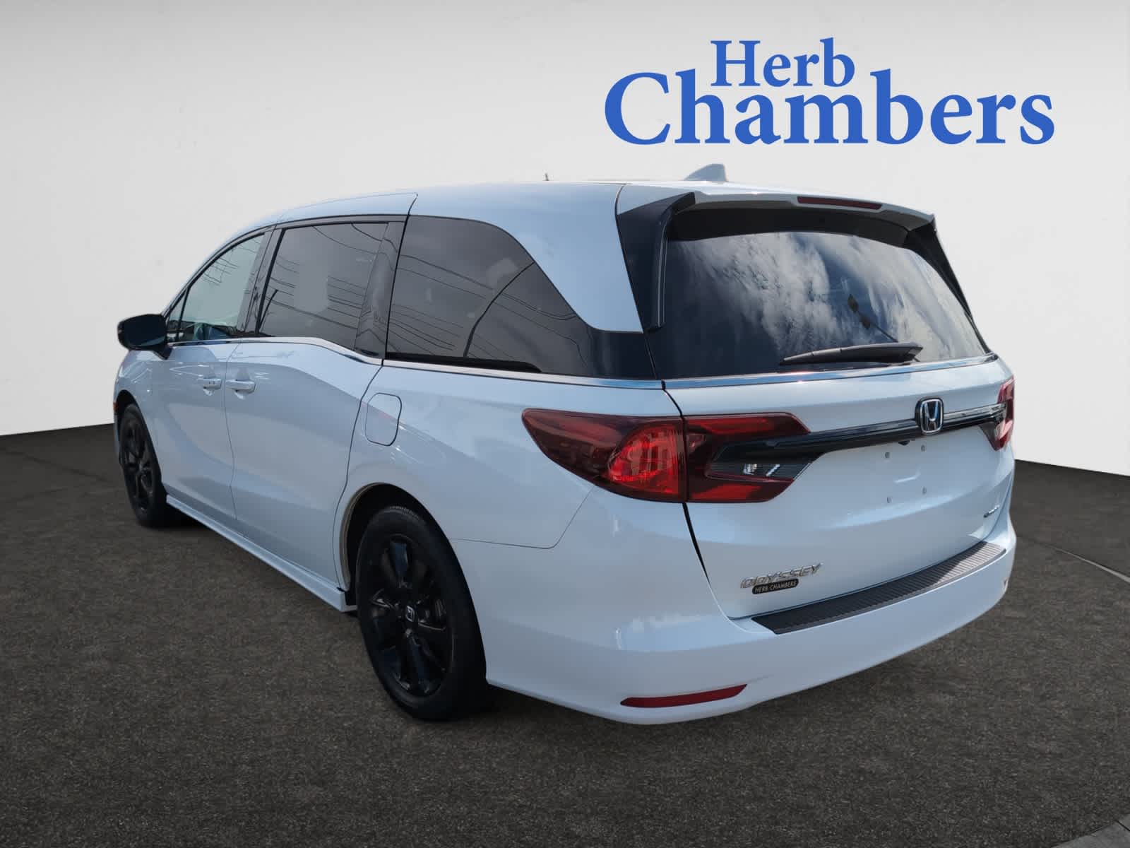 used 2023 Honda Odyssey car, priced at $32,388