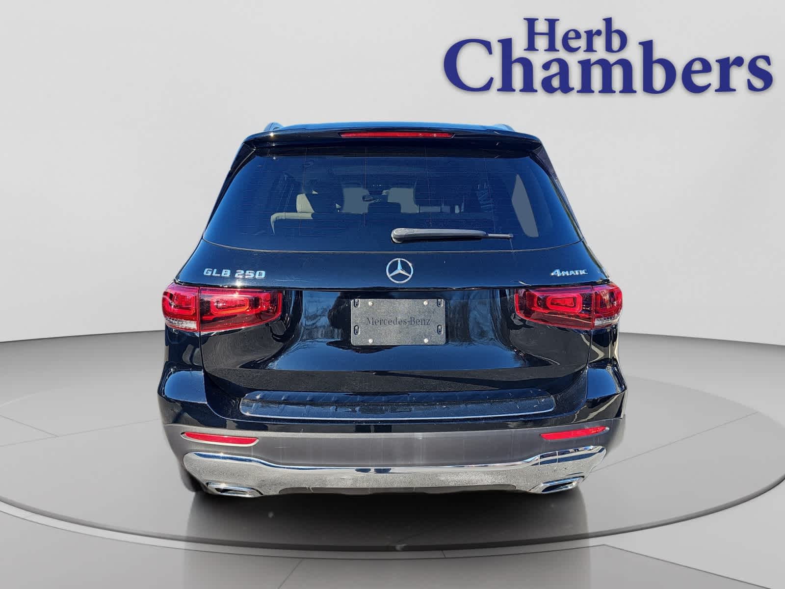 used 2021 Mercedes-Benz GLB 250 car, priced at $26,788