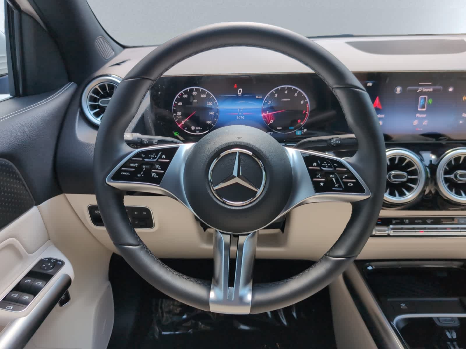 used 2025 Mercedes-Benz GLA 250 car, priced at $43,488