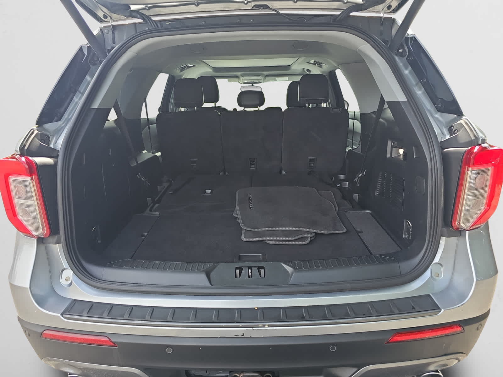 used 2022 Ford Explorer car, priced at $30,988