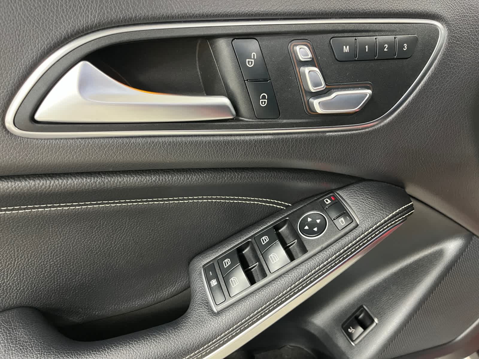 used 2018 Mercedes-Benz GLA 250 car, priced at $13,987