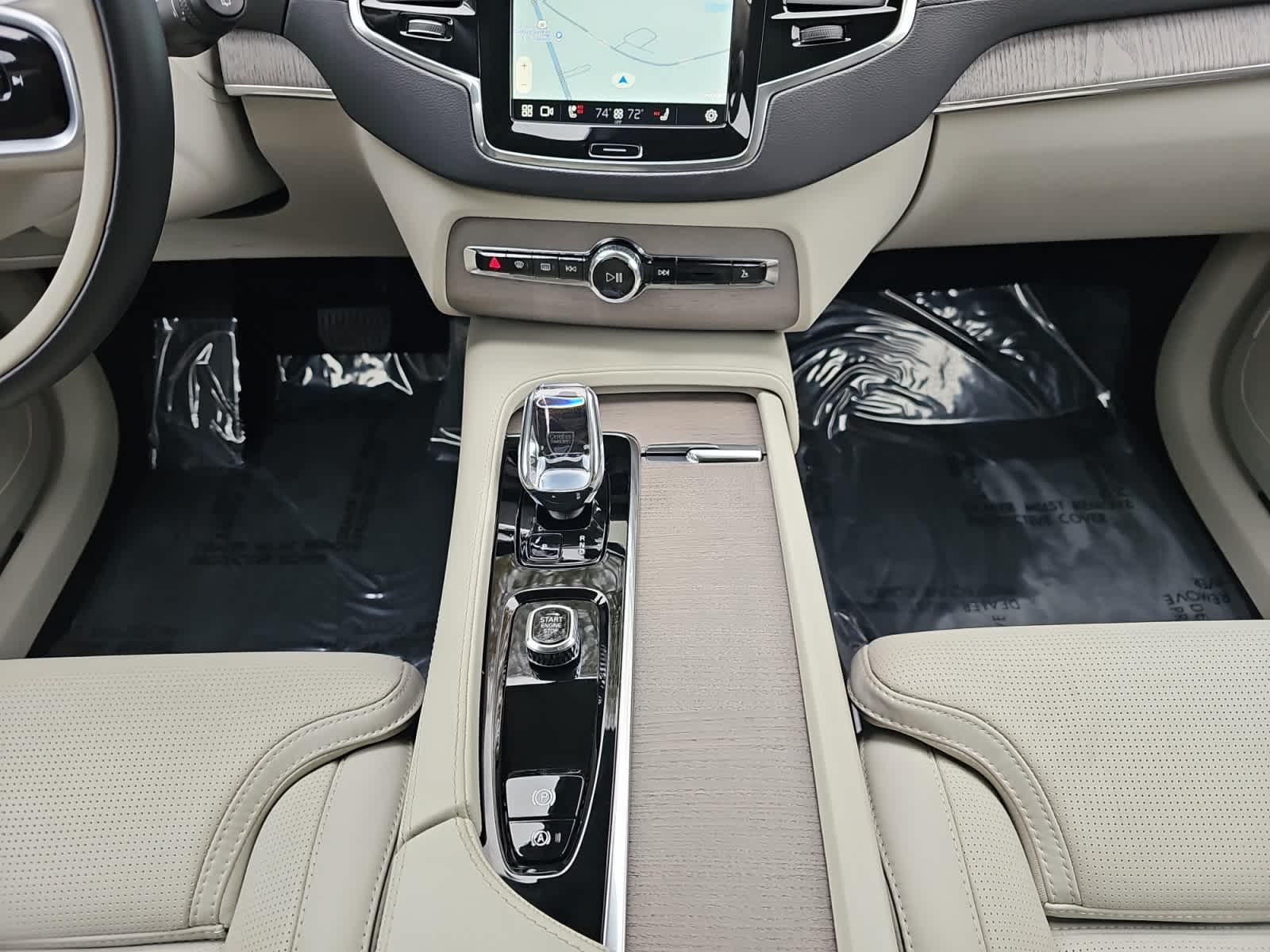 used 2024 Volvo XC90 car, priced at $45,987