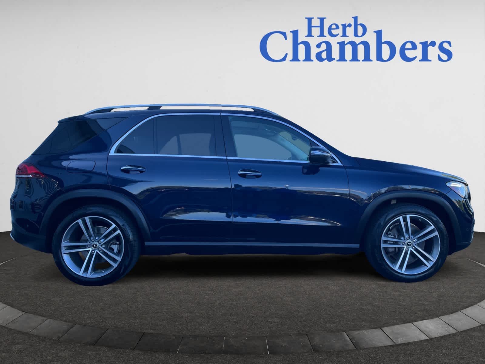 used 2022 Mercedes-Benz GLE 450 car, priced at $51,988