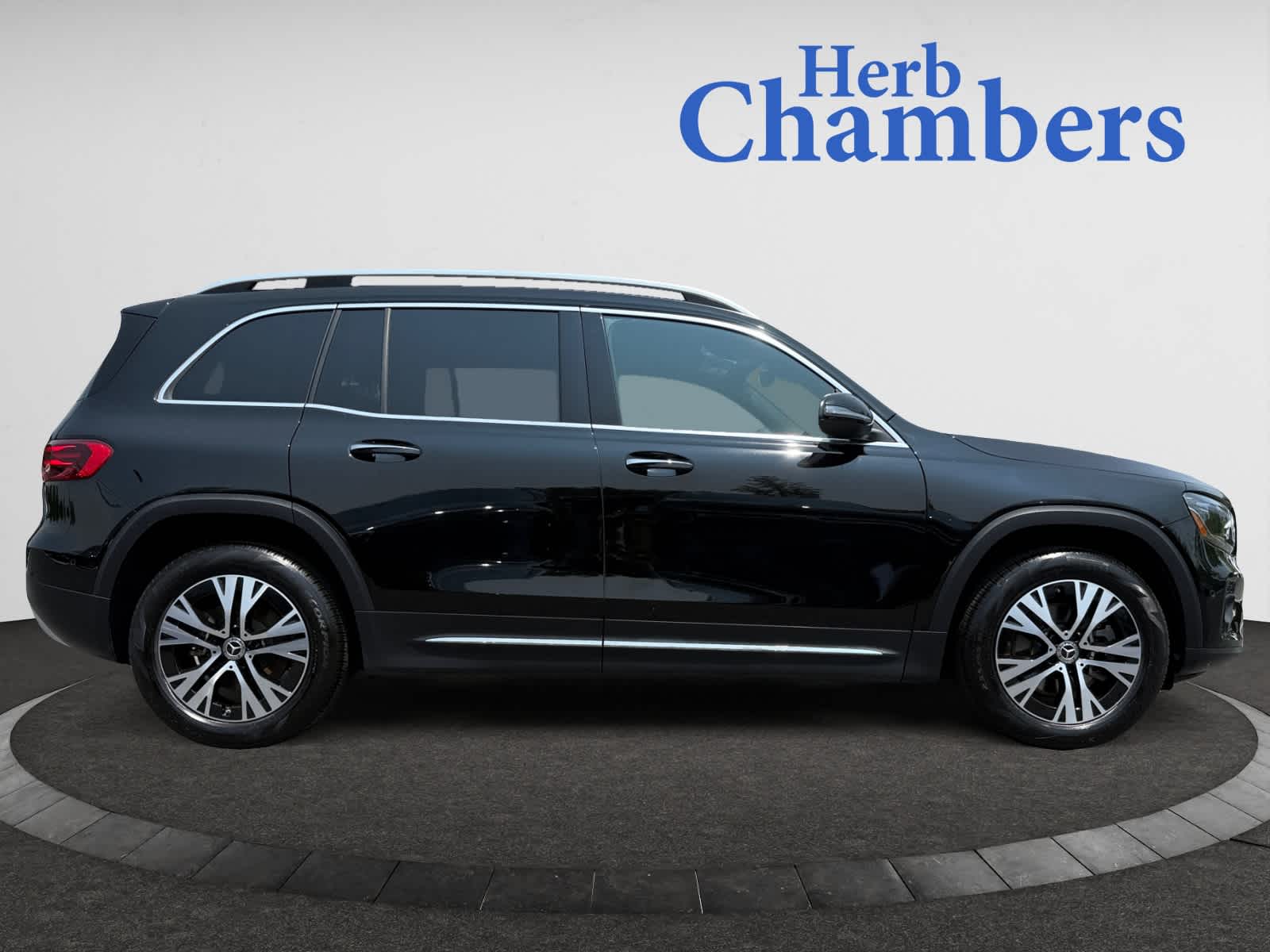 used 2024 Mercedes-Benz GLB 250 car, priced at $38,988