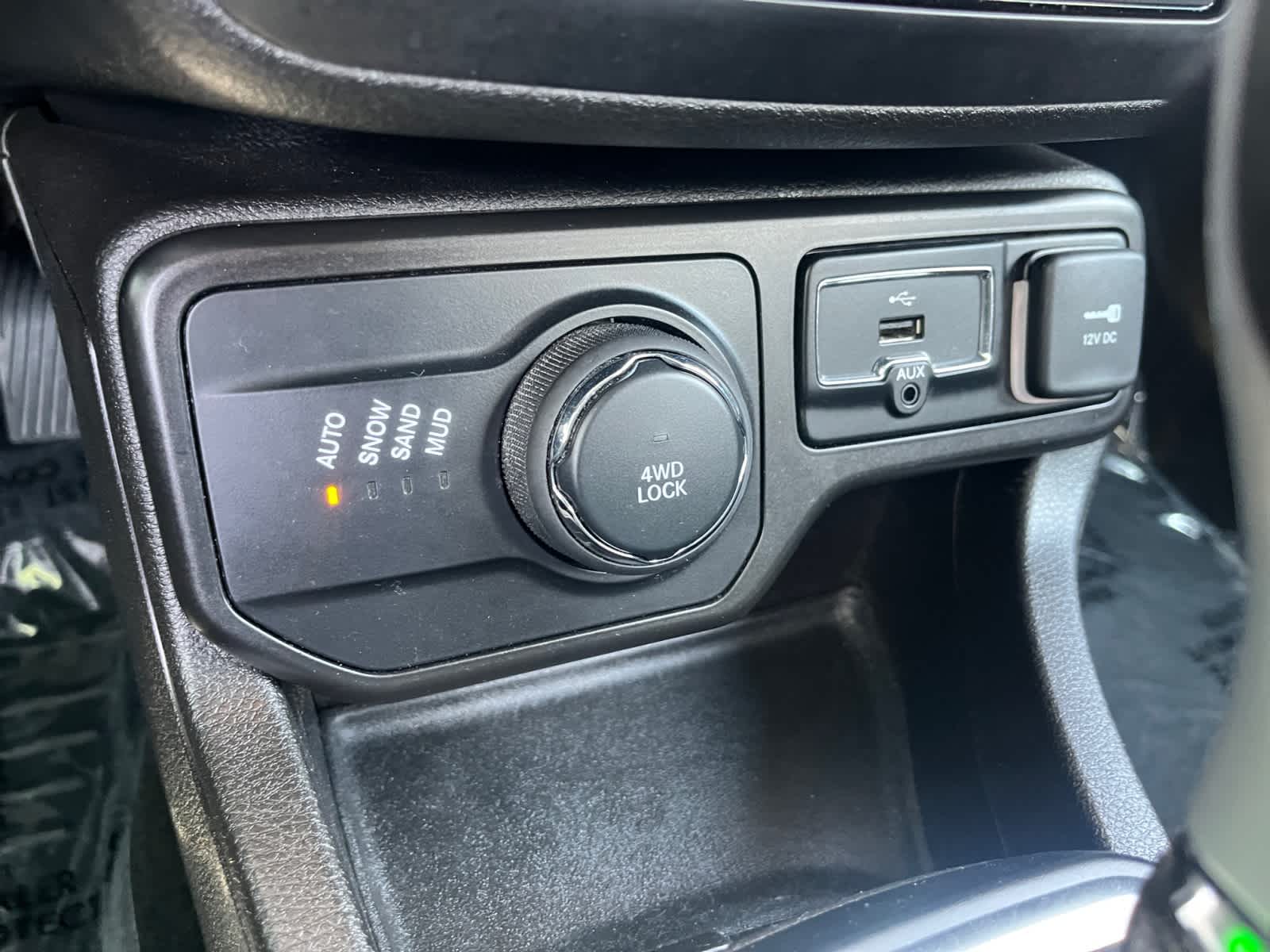 used 2020 Jeep Renegade car, priced at $15,988