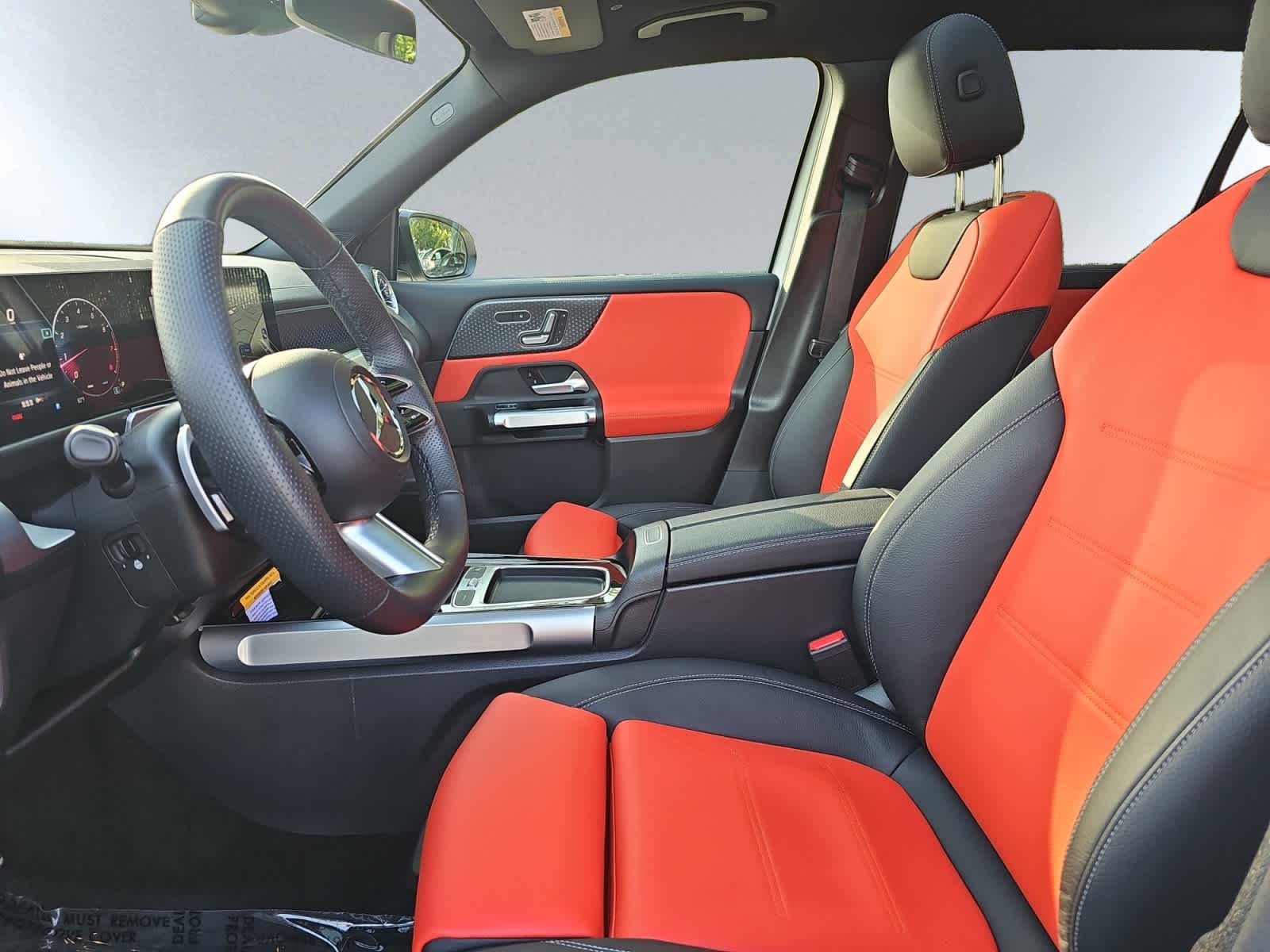 used 2025 Mercedes-Benz GLB 250 car, priced at $47,487