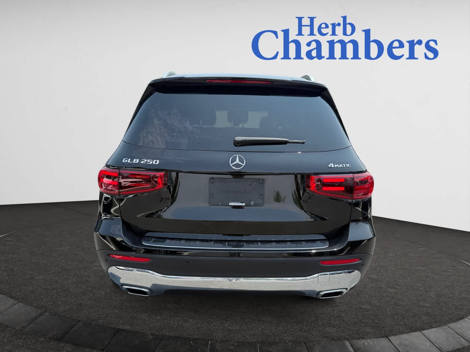 used 2024 Mercedes-Benz GLB 250 car, priced at $38,988