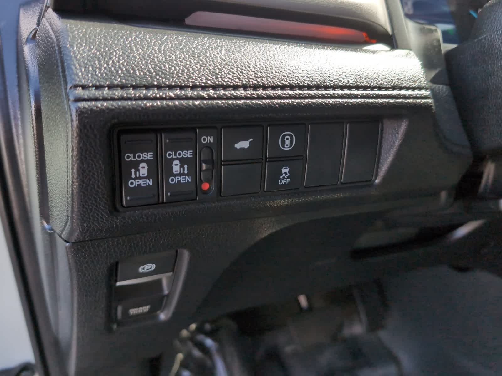 used 2023 Honda Odyssey car, priced at $32,388