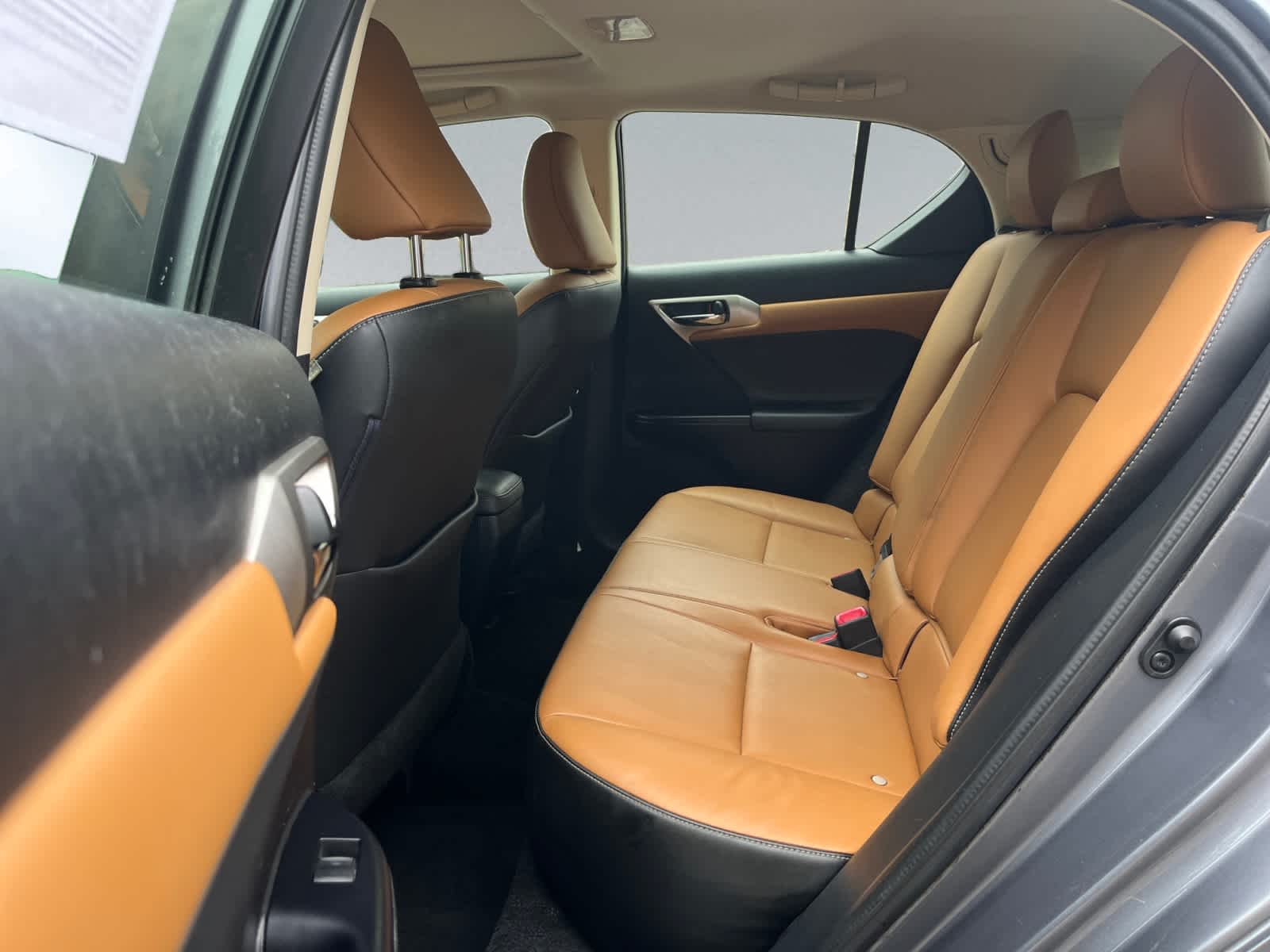 used 2015 Lexus CT 200h car, priced at $13,988