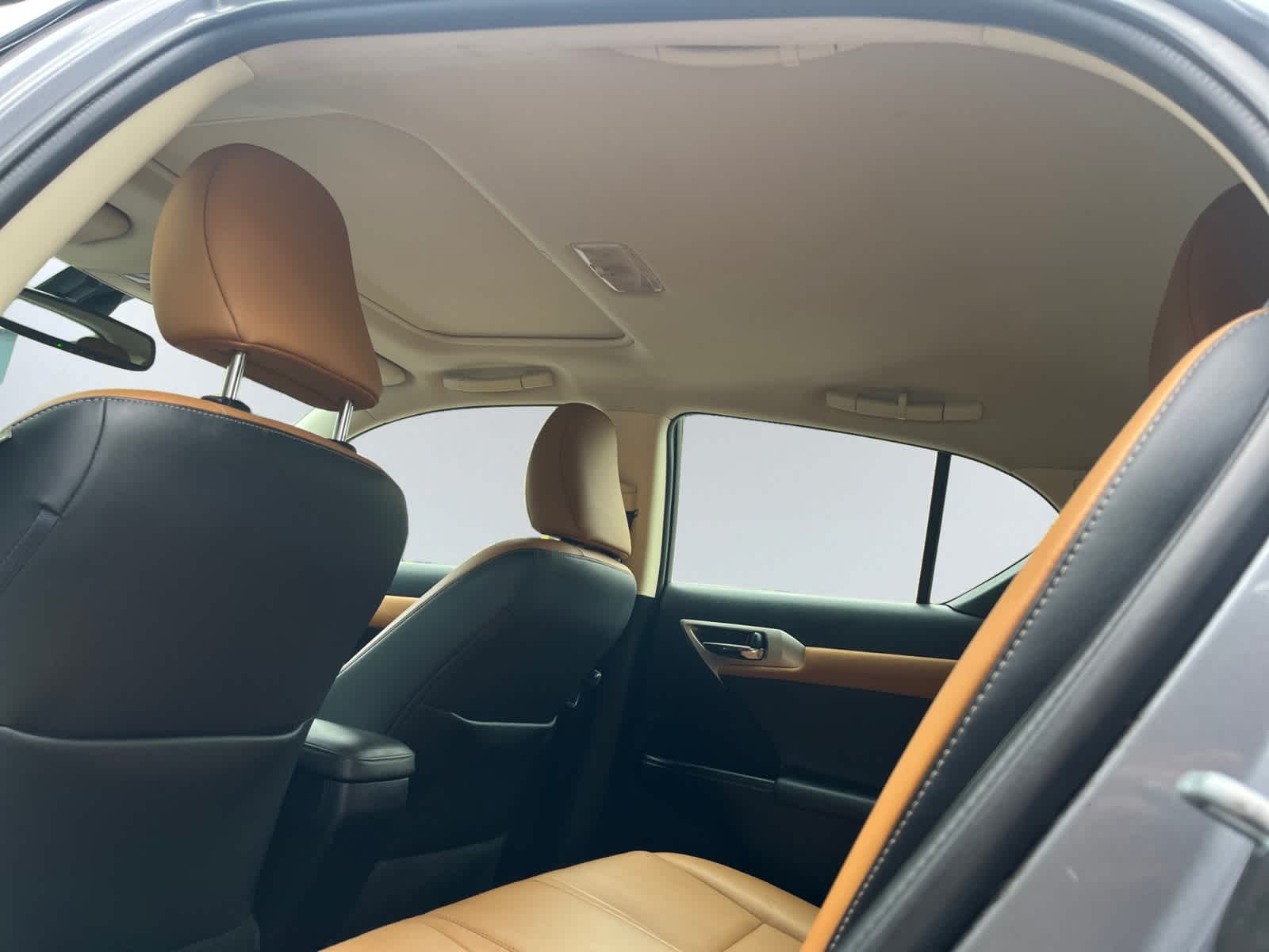 used 2015 Lexus CT 200h car, priced at $13,988
