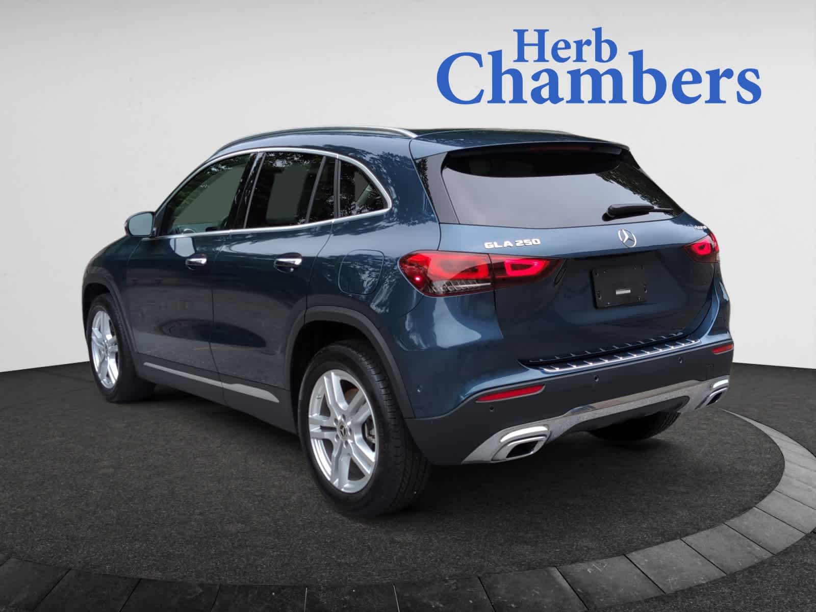 used 2022 Mercedes-Benz GLA 250 car, priced at $32,788