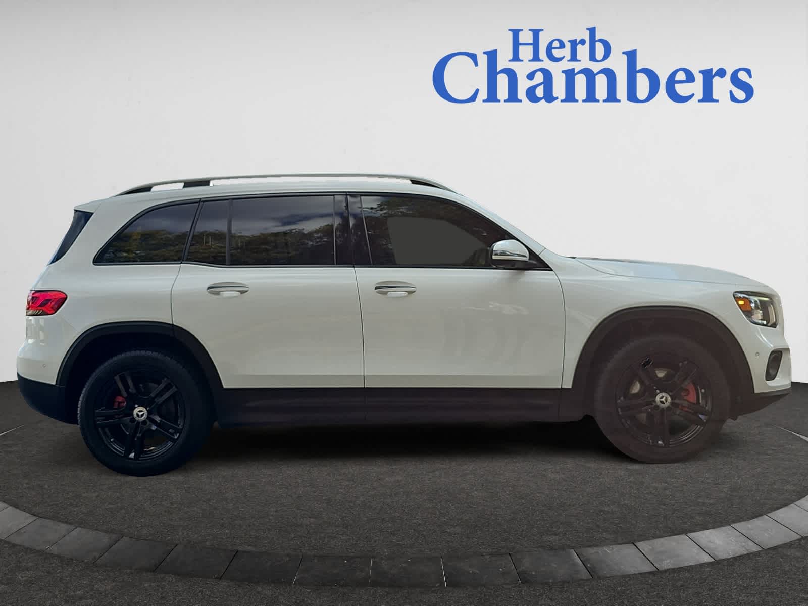 used 2022 Mercedes-Benz GLB 250 car, priced at $26,487