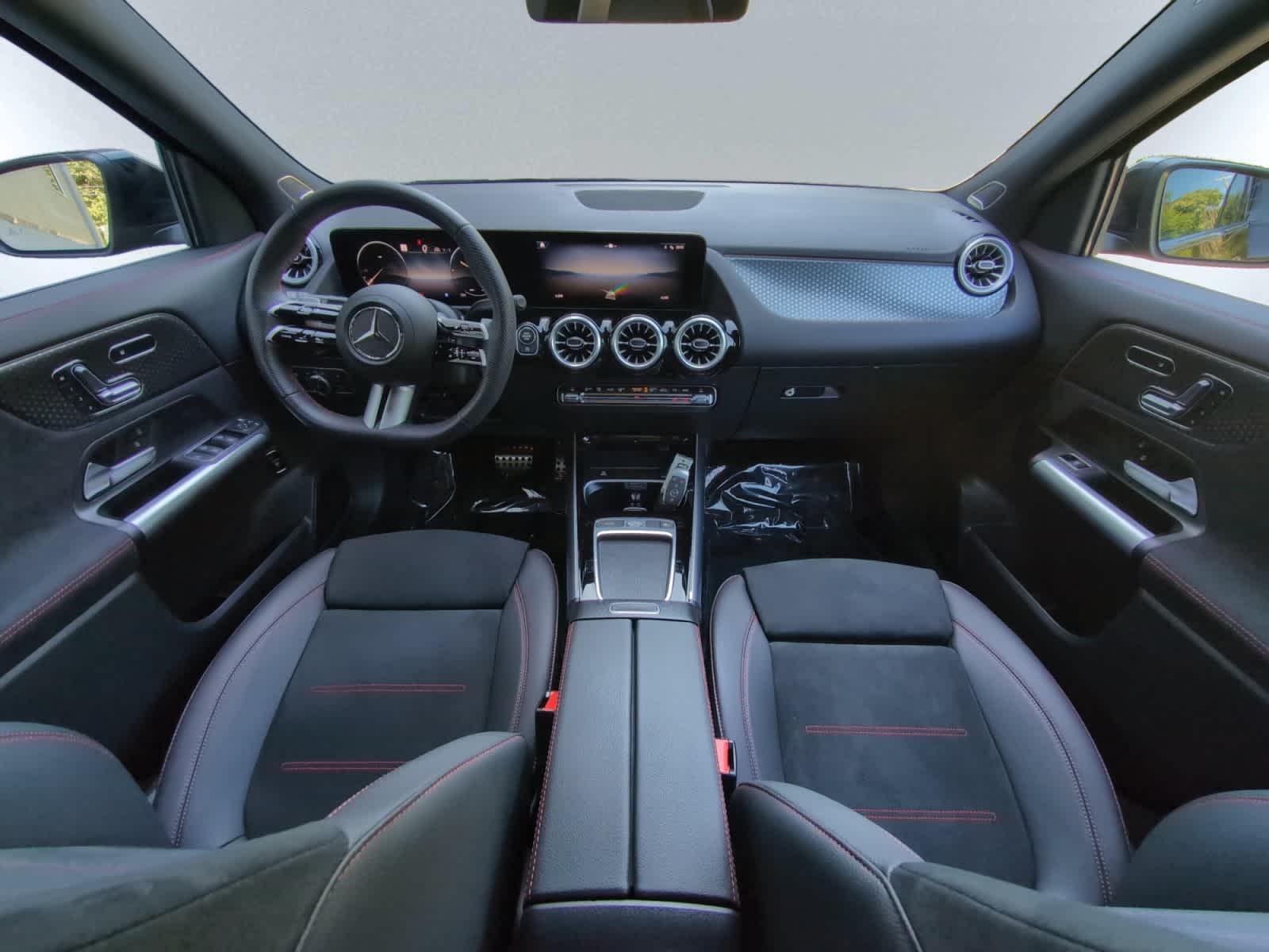 used 2025 Mercedes-Benz GLA 250 car, priced at $43,488