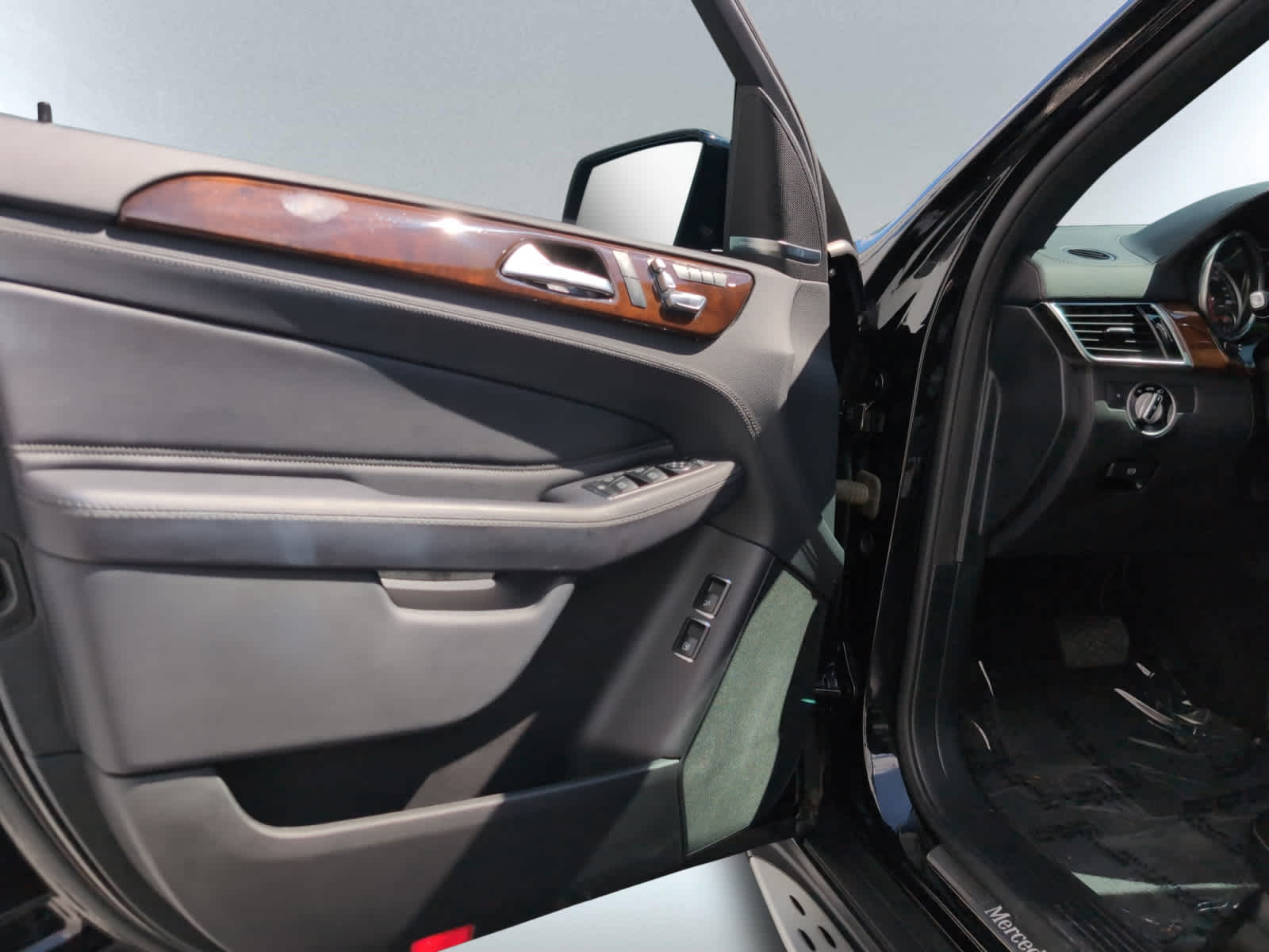 used 2018 Mercedes-Benz GLE 550e Plug-In Hybrid car, priced at $26,988