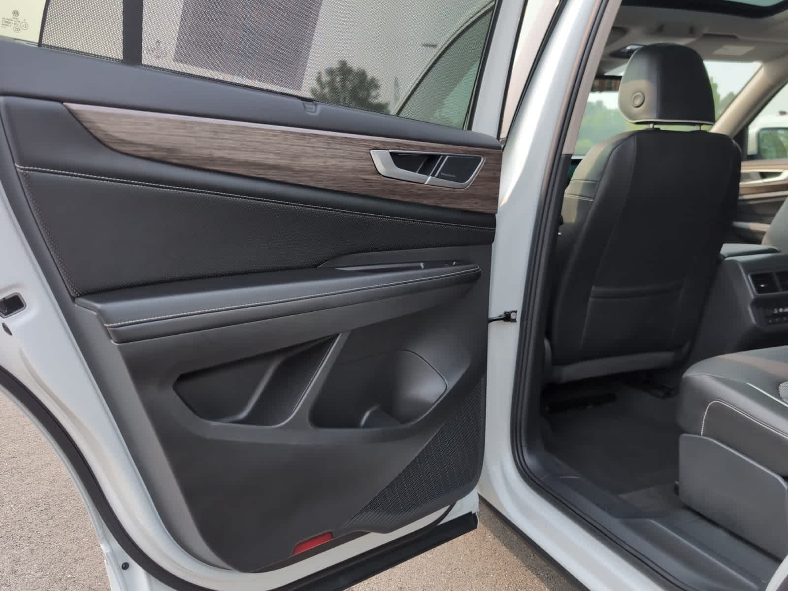 used 2024 Volkswagen Atlas car, priced at $39,988