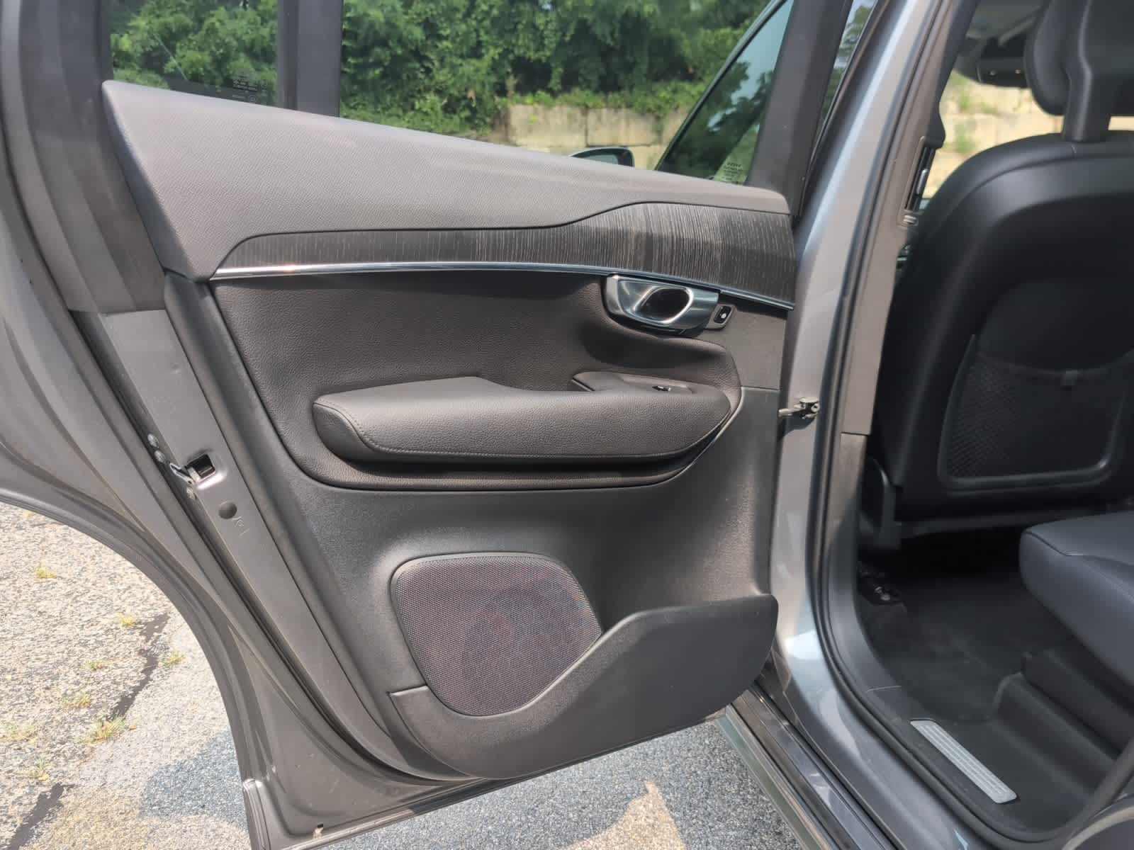 used 2020 Volvo XC90 car, priced at $31,988