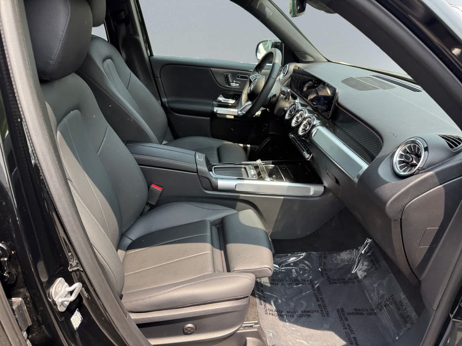 used 2024 Mercedes-Benz GLB 250 car, priced at $38,988