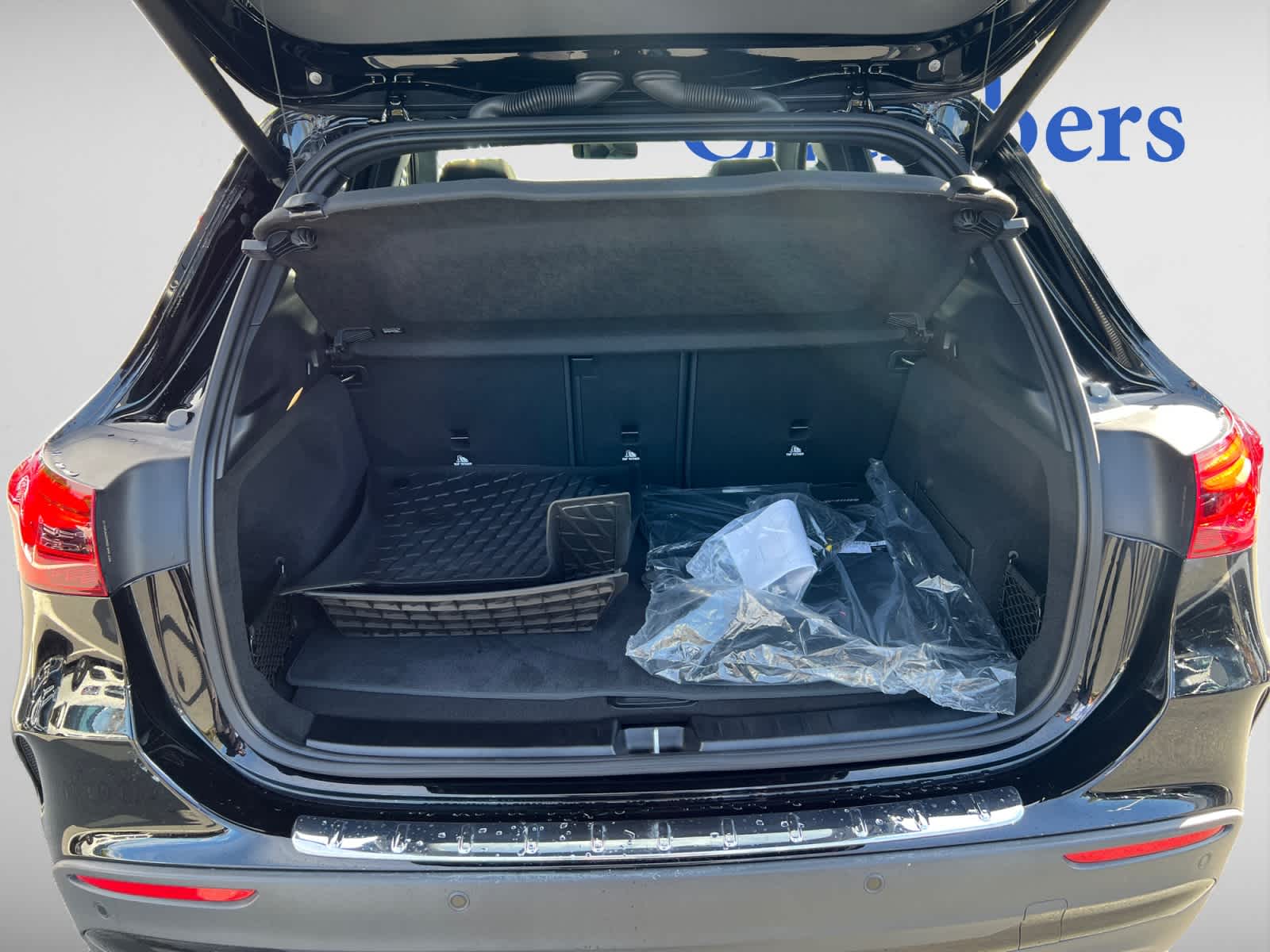 used 2025 Mercedes-Benz GLA 250 car, priced at $46,497