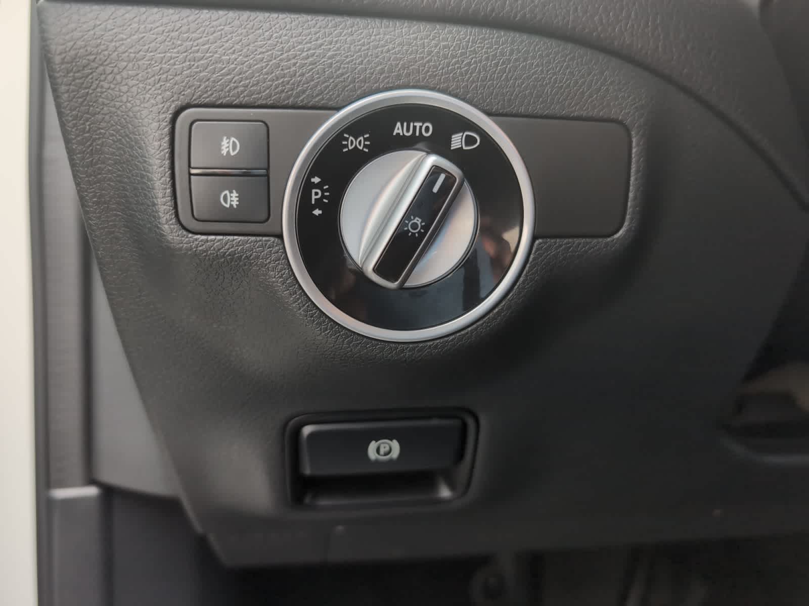 used 2017 Mercedes-Benz GLA 250 car, priced at $13,788