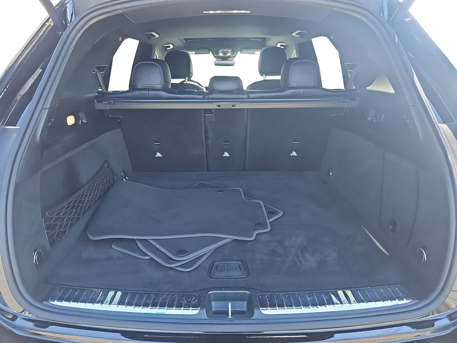 used 2024 Mercedes-Benz GLE 350 car, priced at $49,998