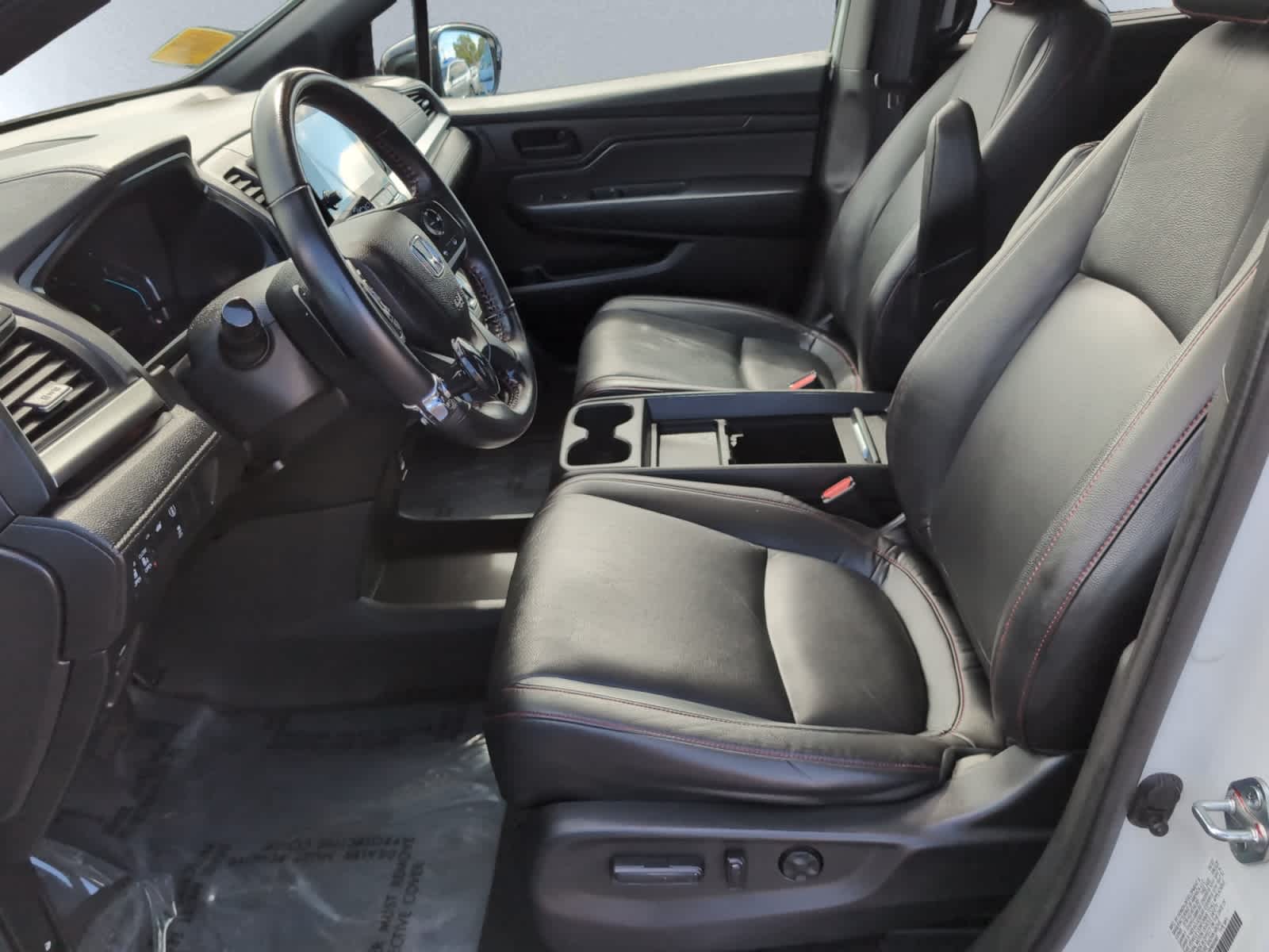 used 2023 Honda Odyssey car, priced at $32,388