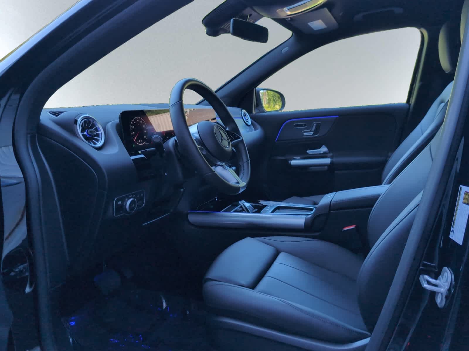 used 2025 Mercedes-Benz GLA 250 car, priced at $41,988
