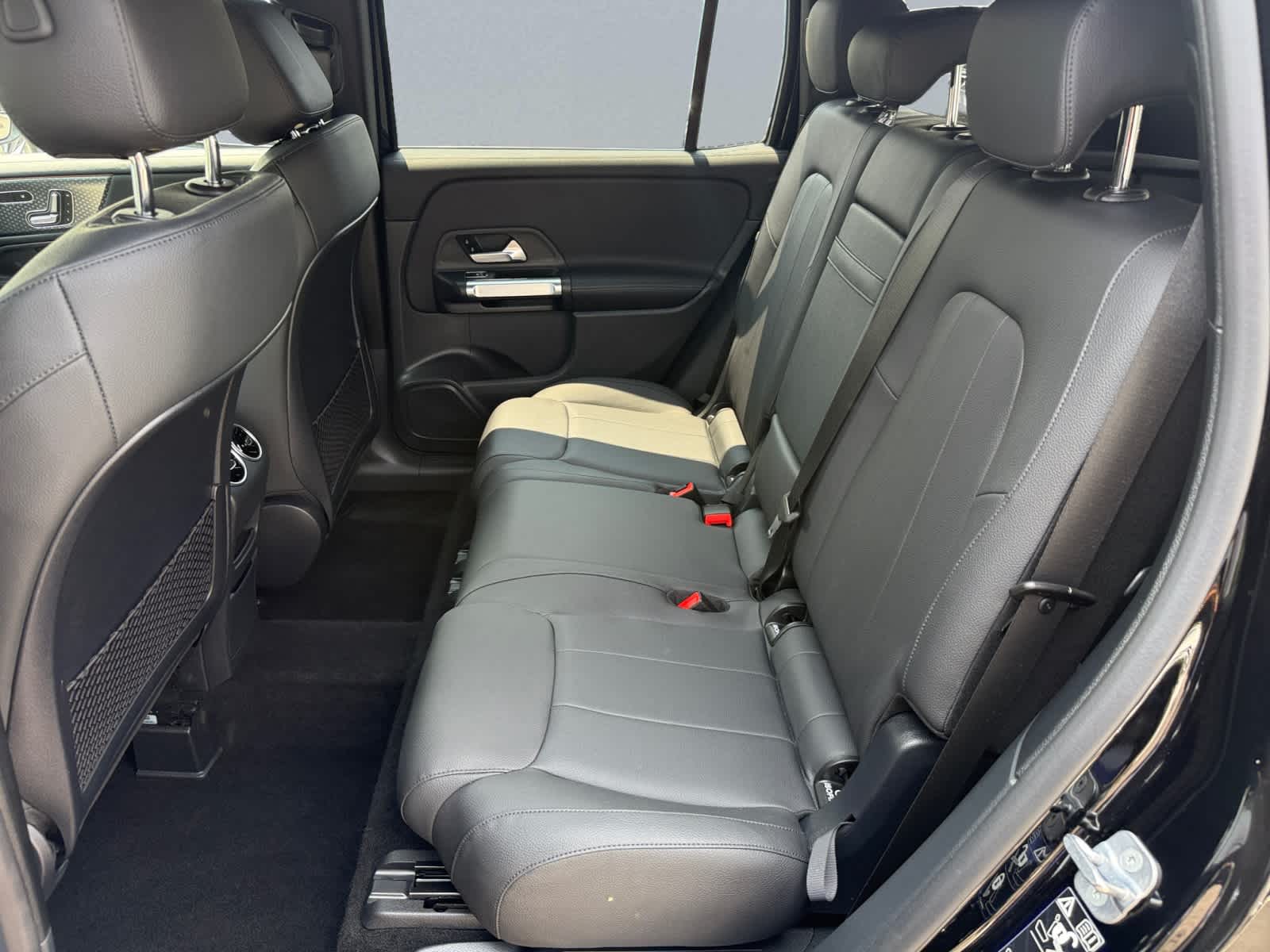 used 2024 Mercedes-Benz GLB 250 car, priced at $38,988