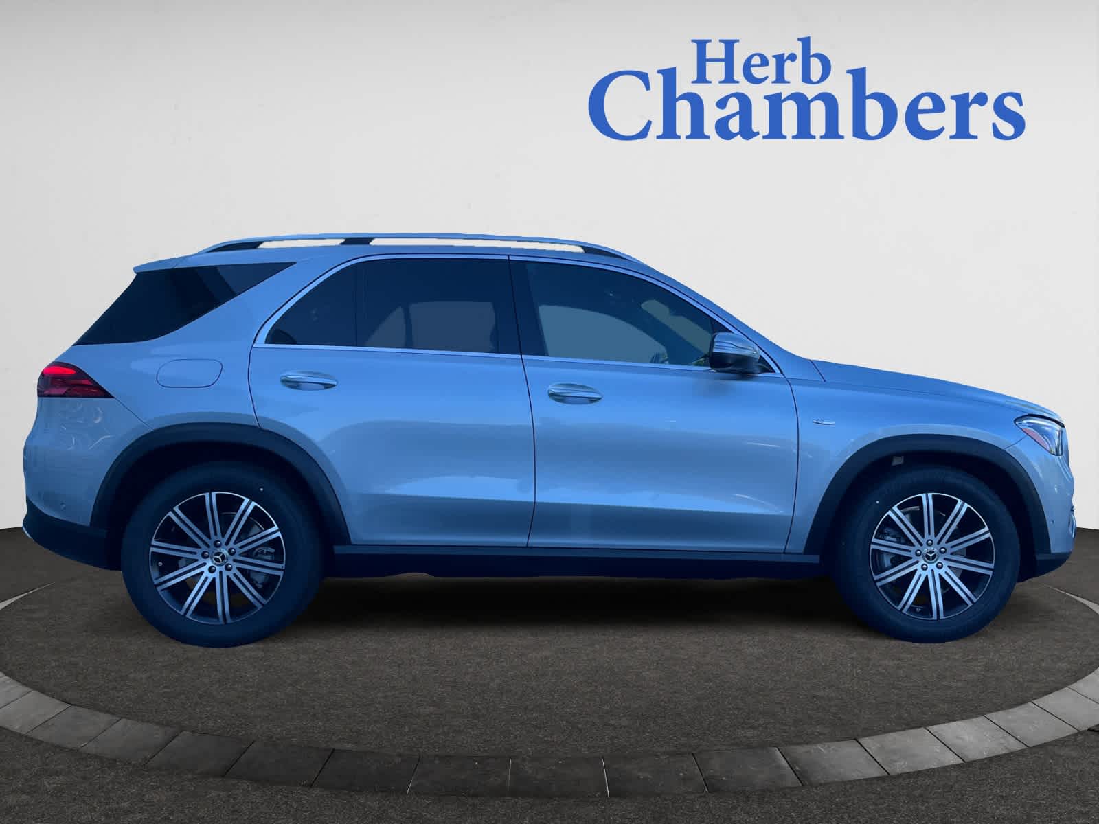 used 2025 Mercedes-Benz GLE 450e car, priced at $73,988