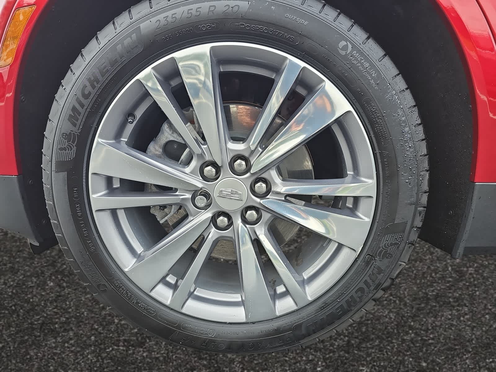 used 2024 Cadillac XT5 car, priced at $44,987