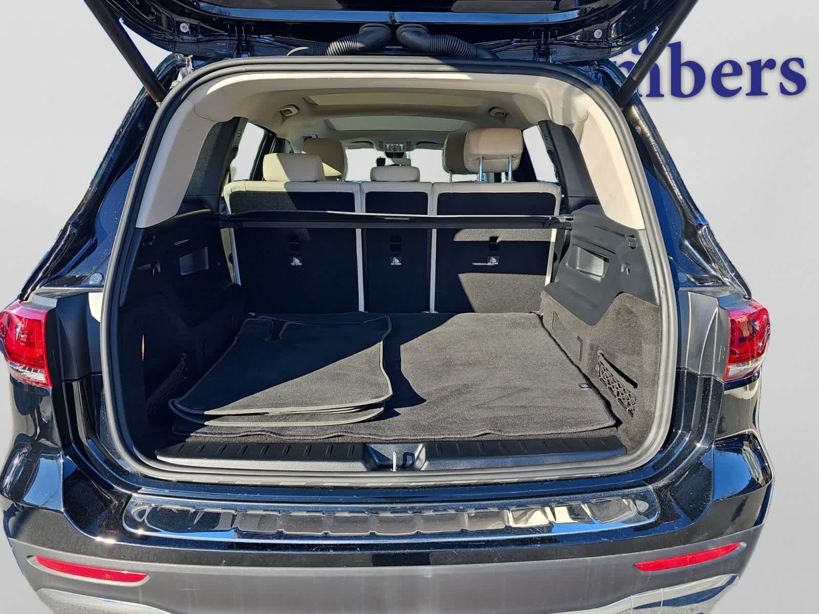 used 2021 Mercedes-Benz GLB 250 car, priced at $26,788