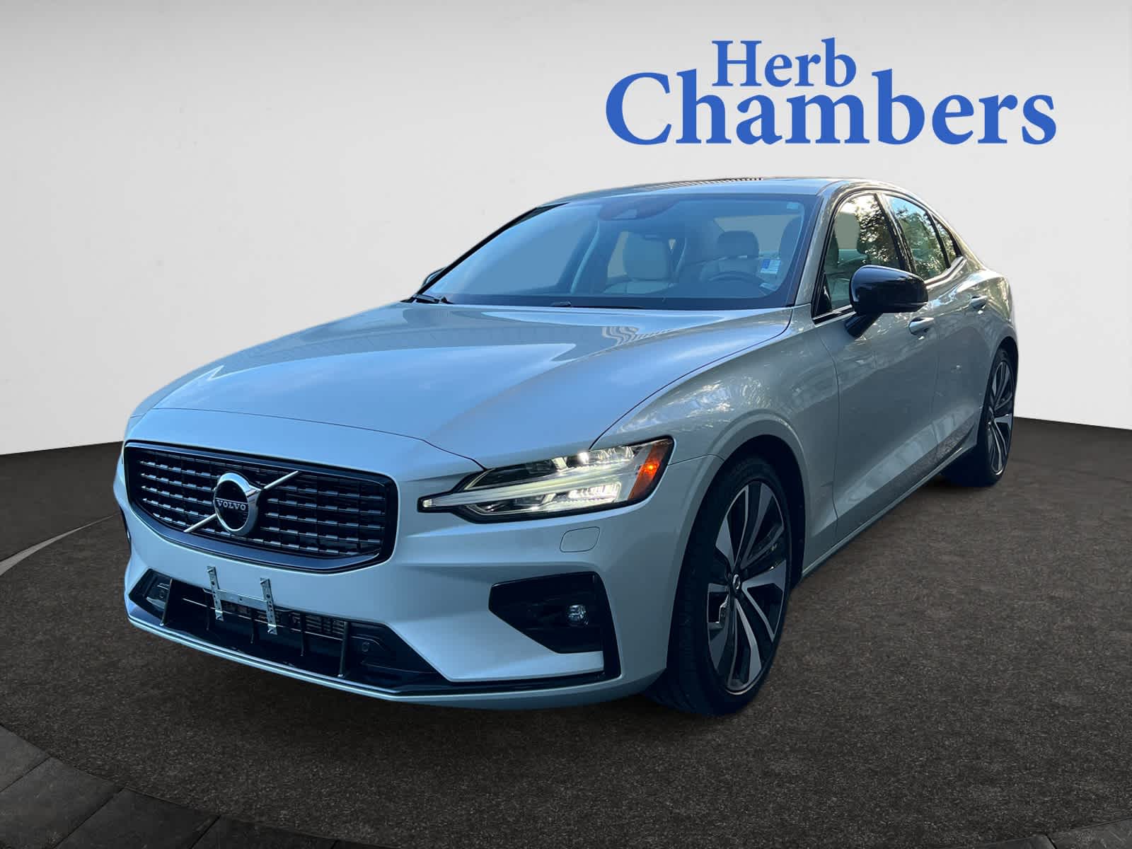 used 2022 Volvo S60 car, priced at $27,487