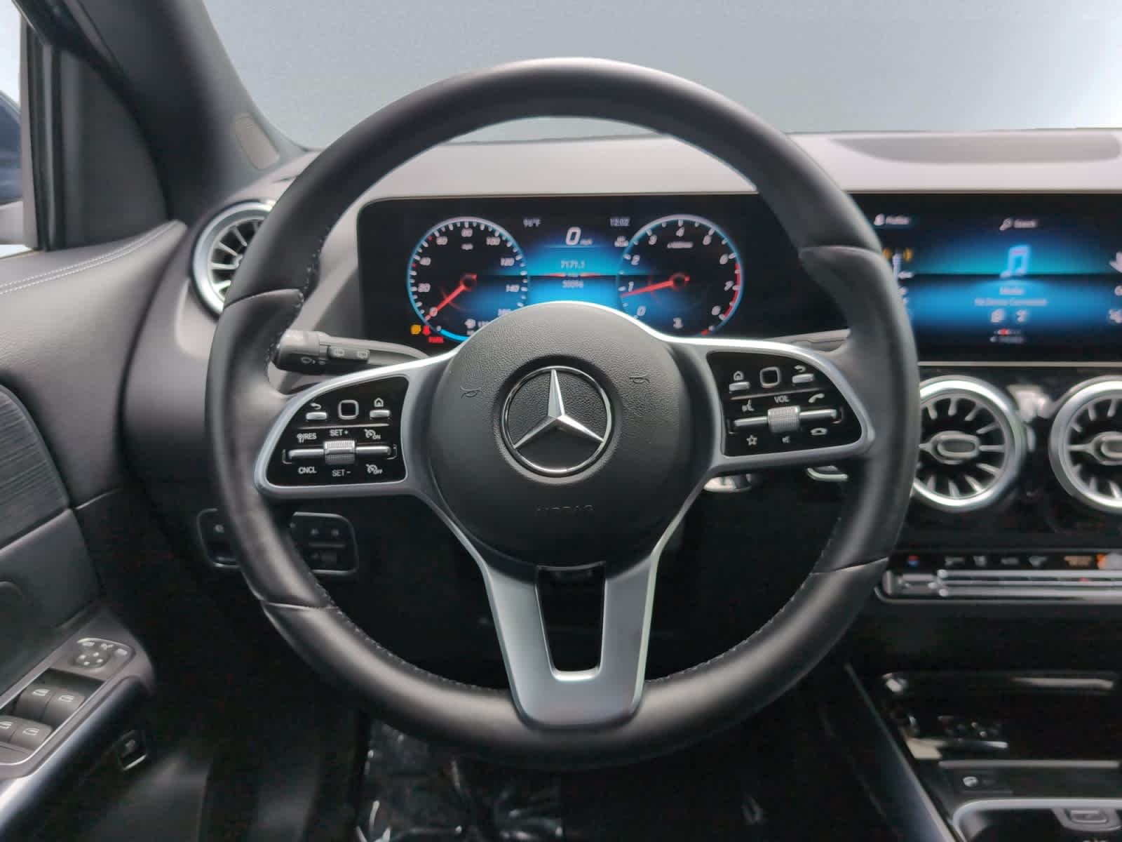 used 2023 Mercedes-Benz GLA 250 car, priced at $30,988