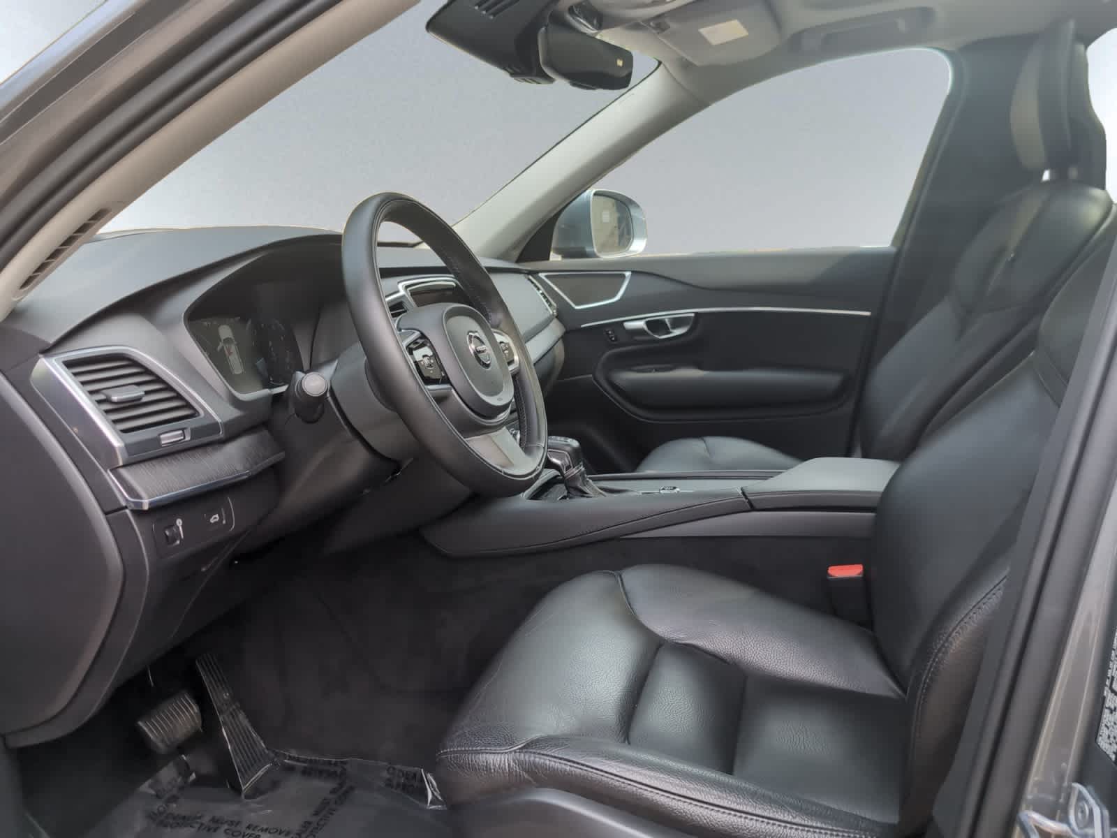 used 2020 Volvo XC90 car, priced at $31,988