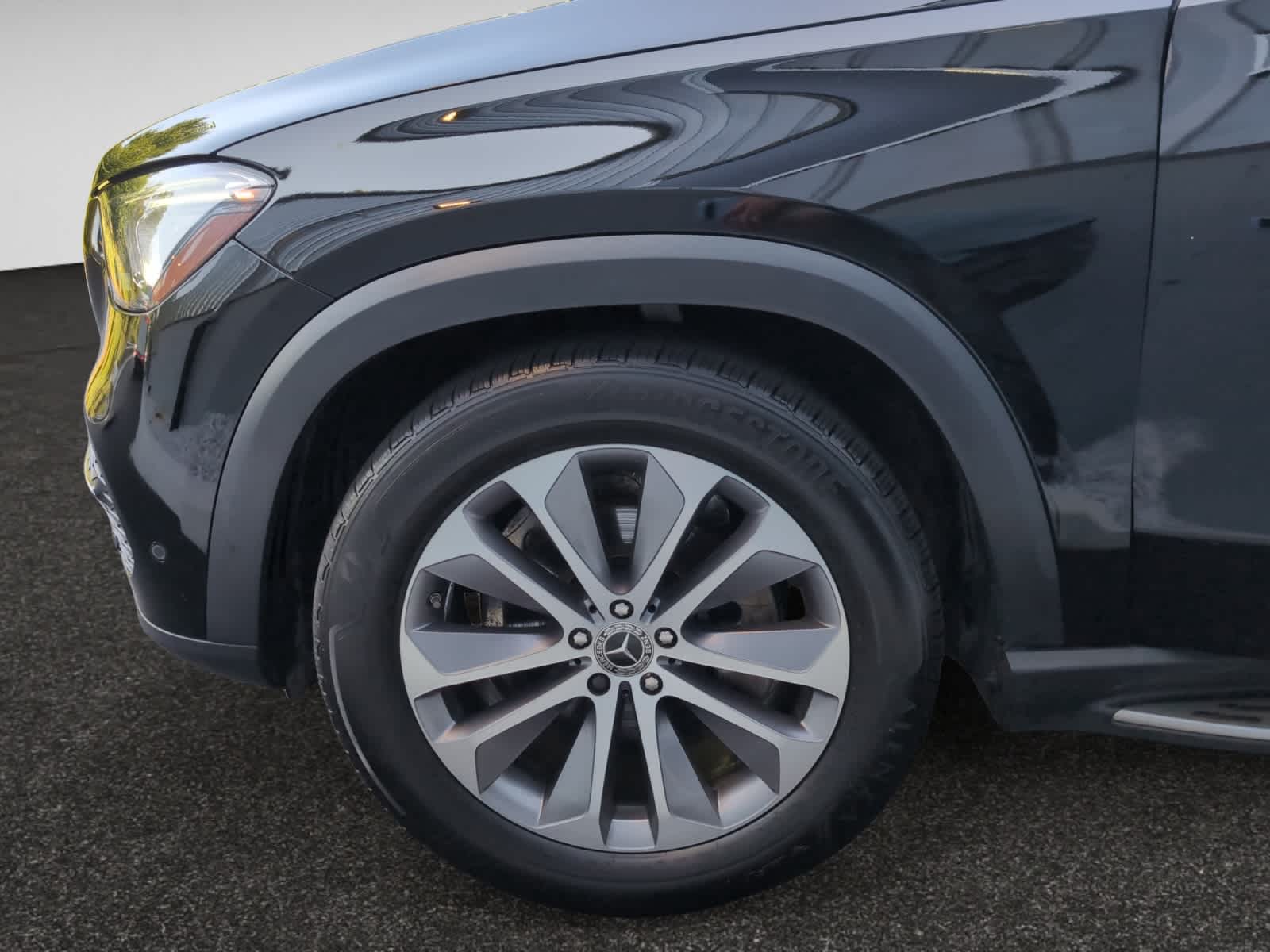 used 2021 Mercedes-Benz GLE 350 car, priced at $39,988