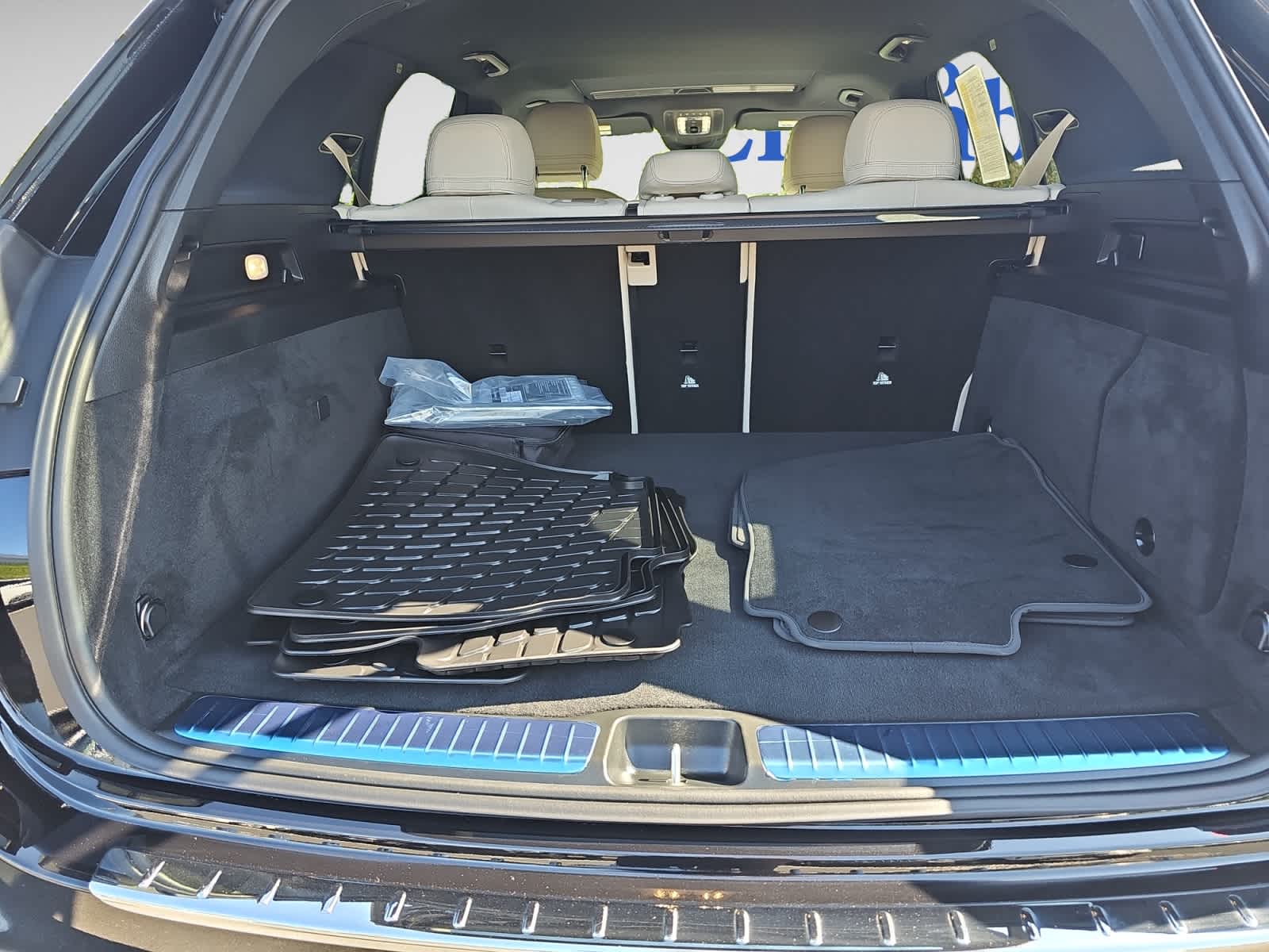 used 2025 Mercedes-Benz GLE 450e car, priced at $73,988