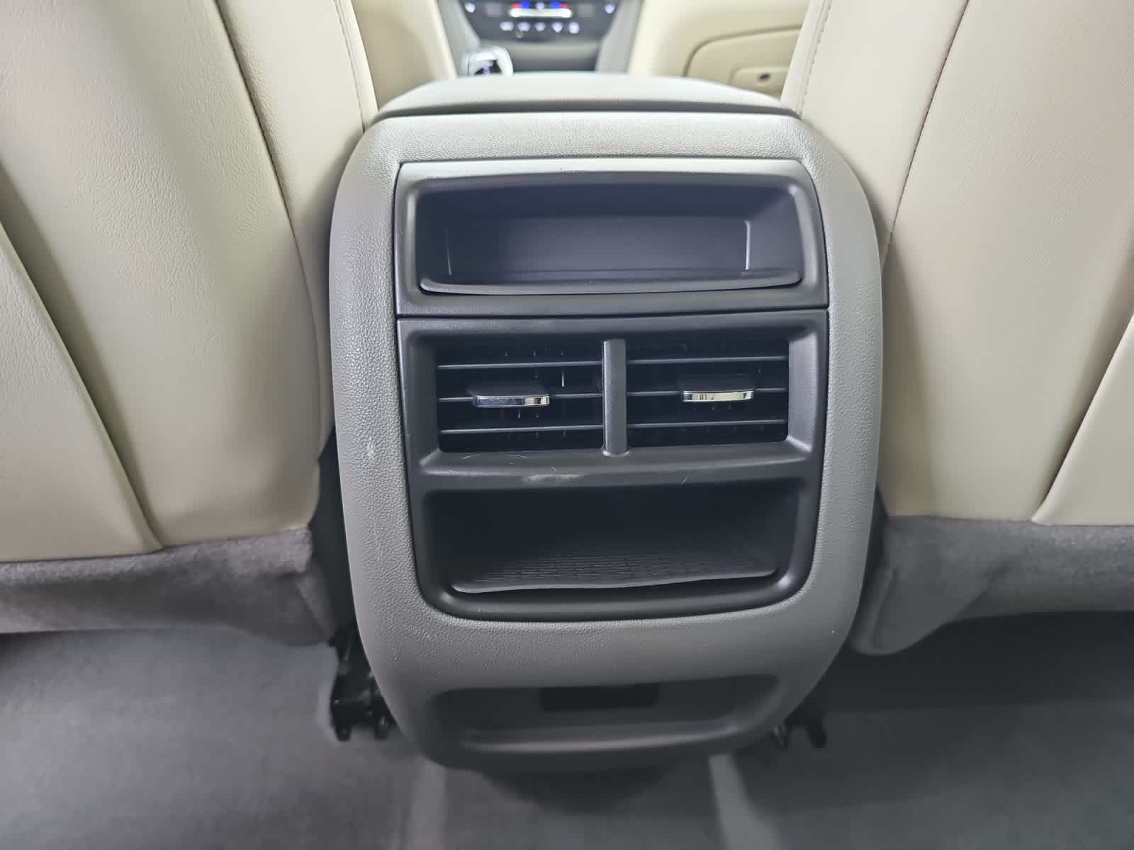 used 2024 Cadillac XT5 car, priced at $44,987