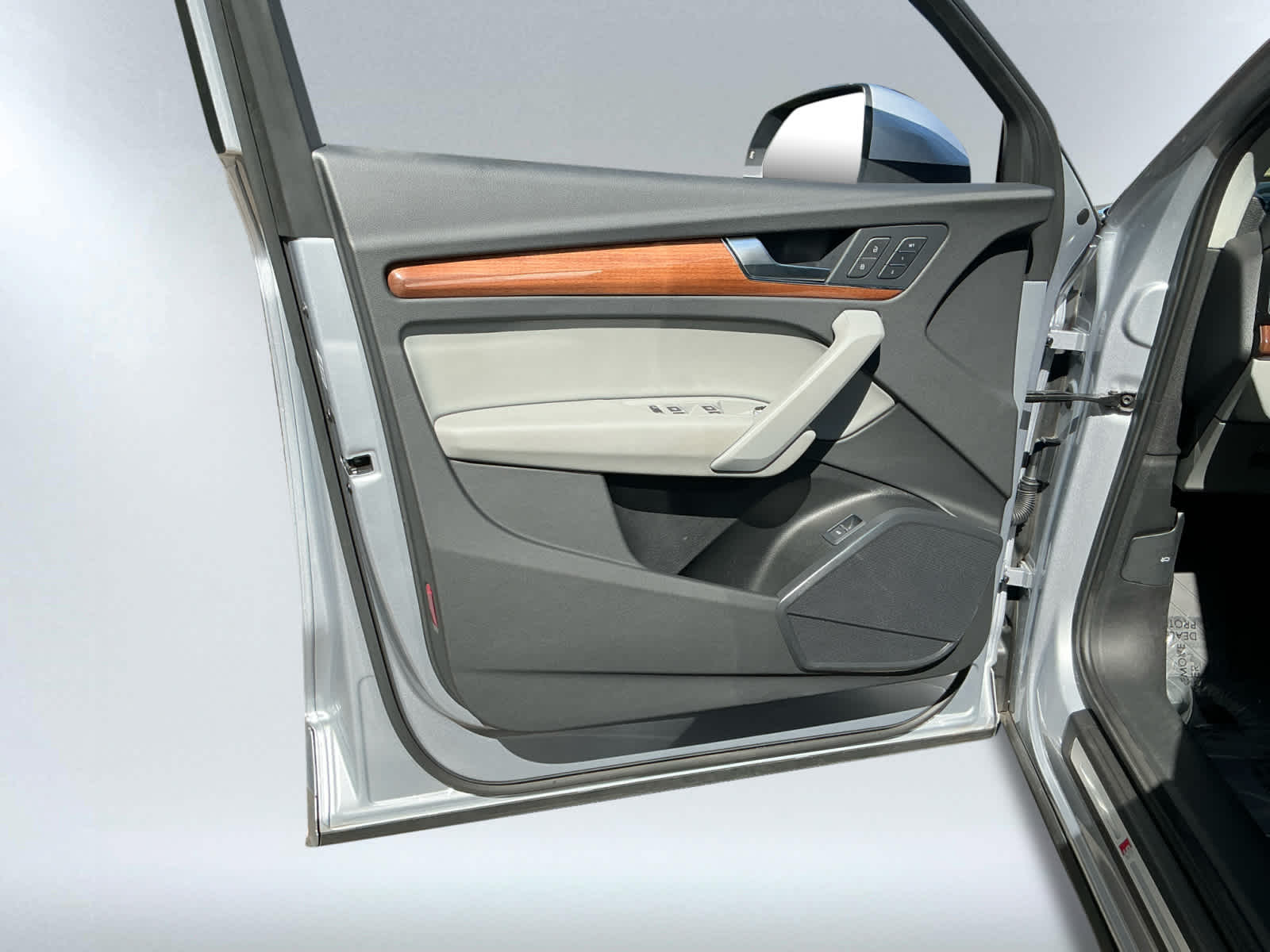 used 2022 Audi Q5 car, priced at $31,998