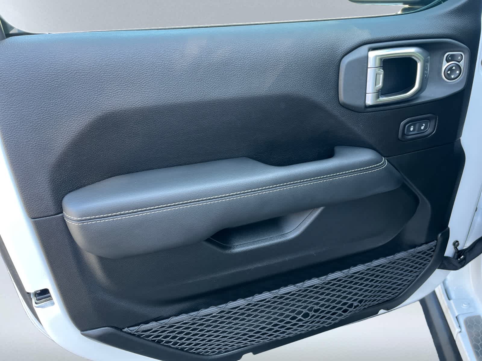 used 2019 Jeep Wrangler car, priced at $38,788