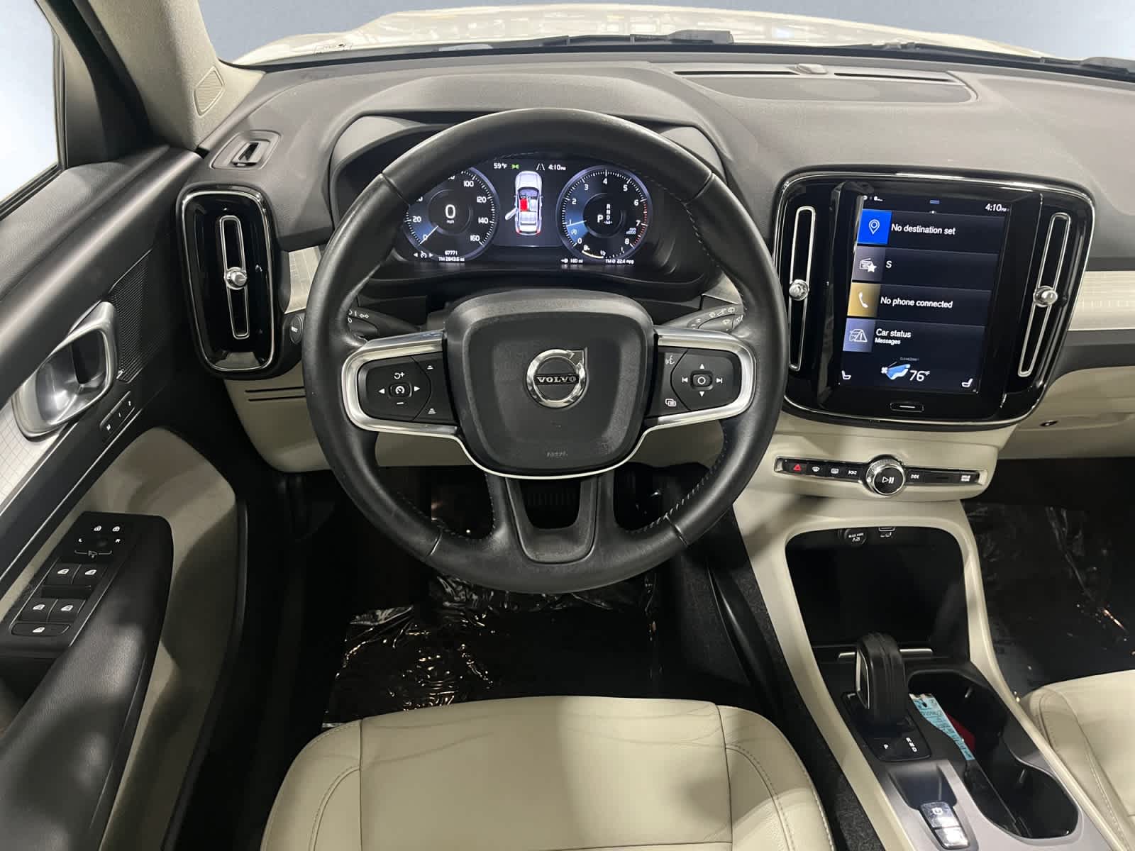 used 2019 Volvo XC40 car, priced at $20,998