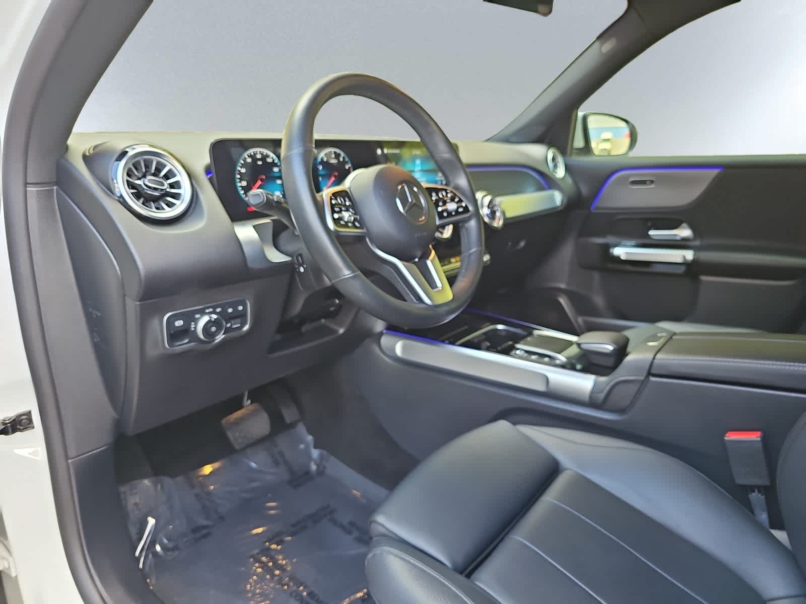 used 2022 Mercedes-Benz GLB 250 car, priced at $26,487