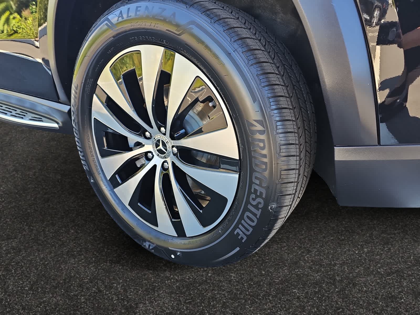 used 2025 Mercedes-Benz GLE 450e car, priced at $73,988