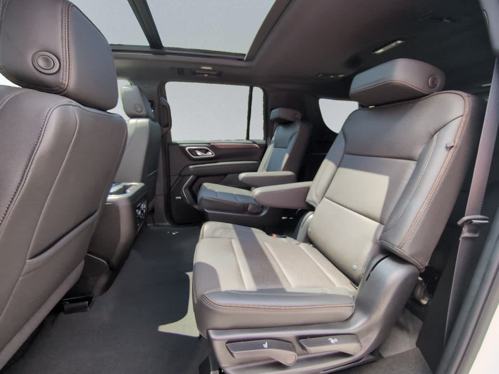 used 2024 Chevrolet Suburban car, priced at $74,988