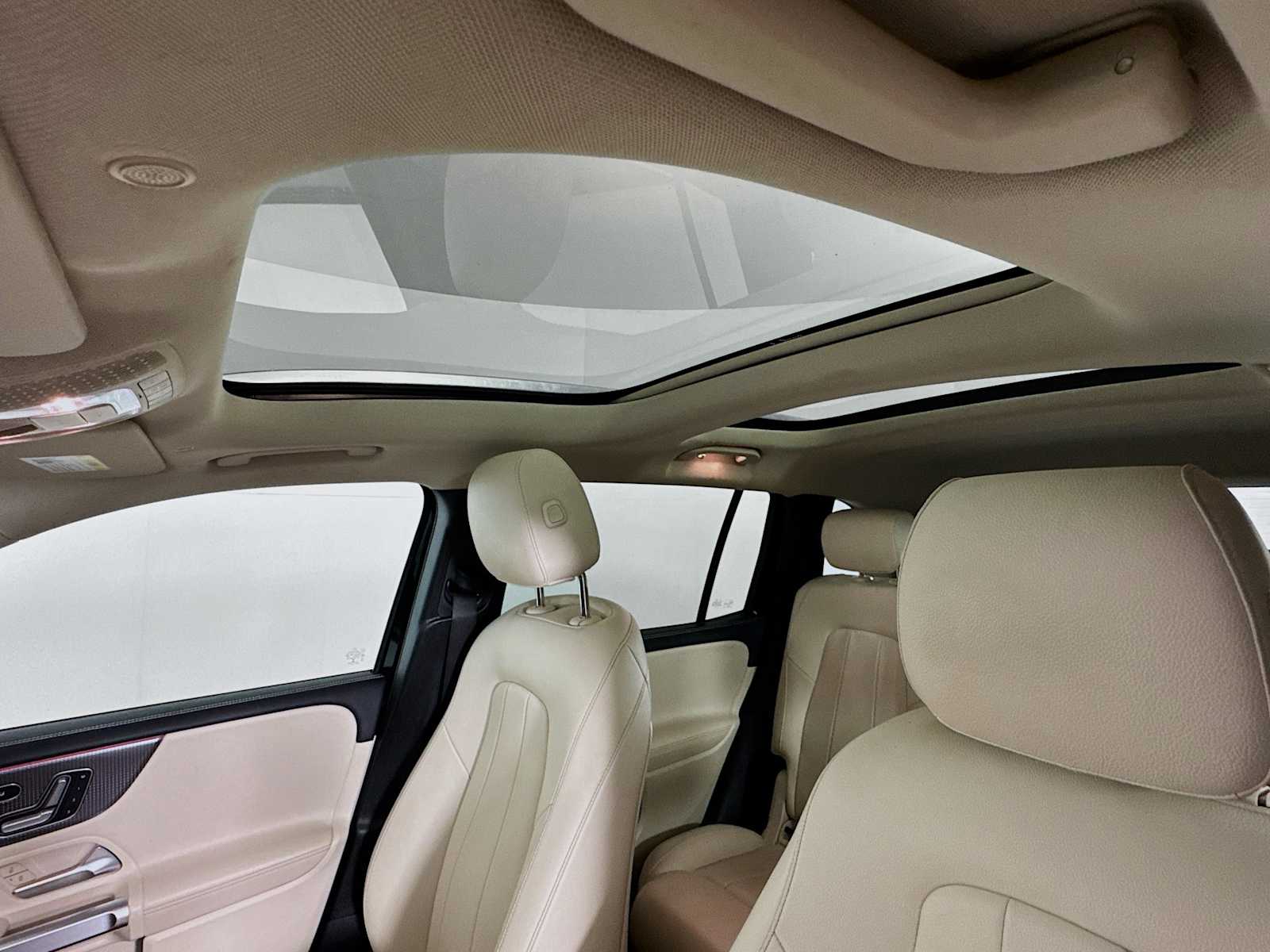 used 2021 Mercedes-Benz GLB 250 car, priced at $26,788