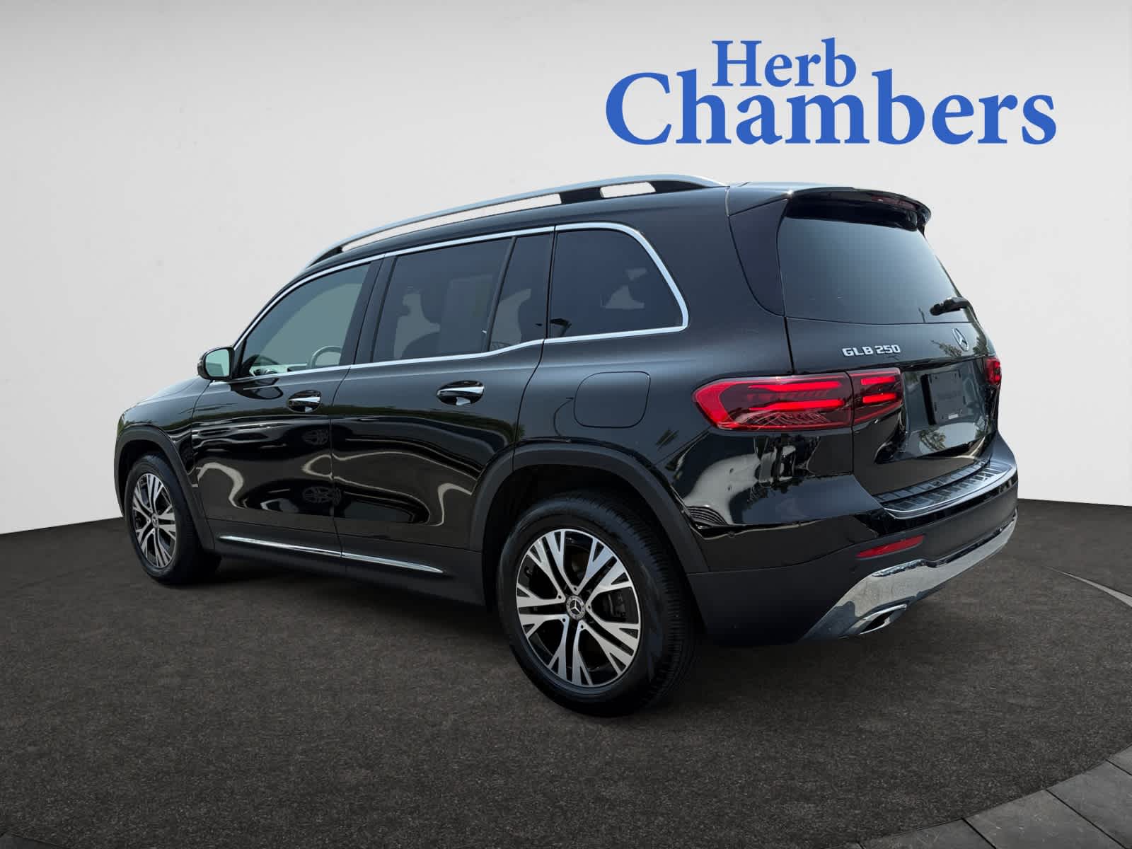 used 2024 Mercedes-Benz GLB 250 car, priced at $38,988