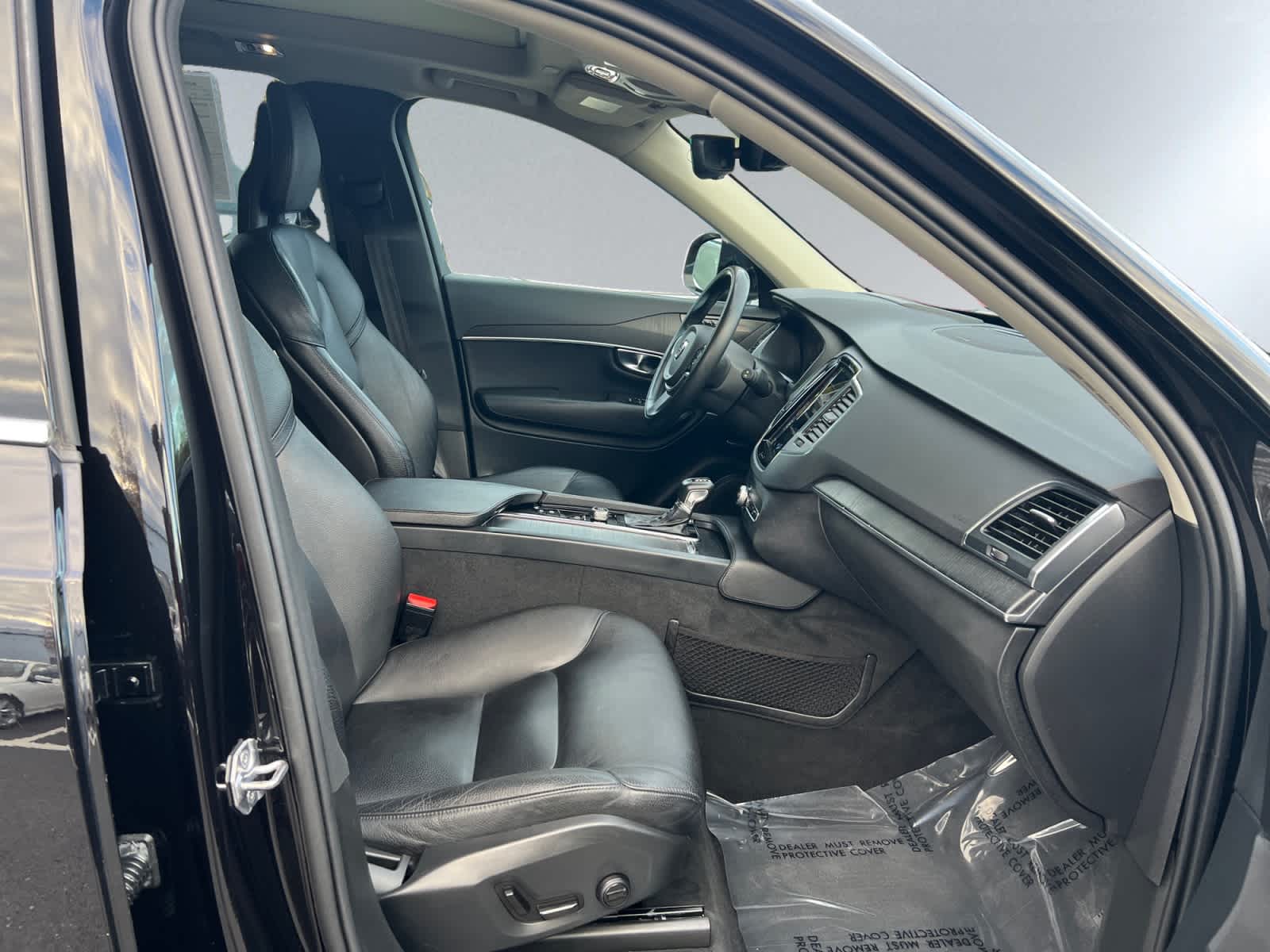 used 2020 Volvo XC90 car, priced at $23,487