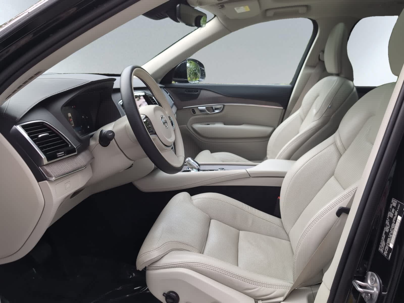 used 2023 Volvo XC90 car, priced at $41,988