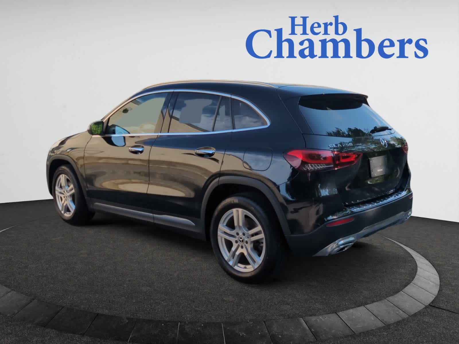 used 2021 Mercedes-Benz GLA 250 car, priced at $26,988