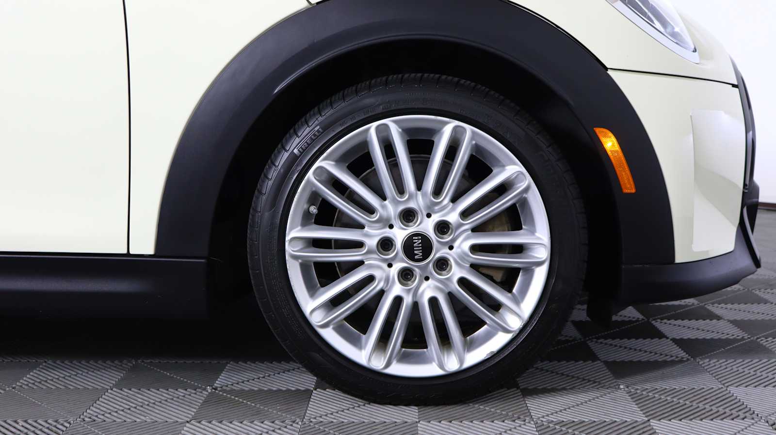 used 2023 MINI Hardtop 2 Door car, priced at $24,898