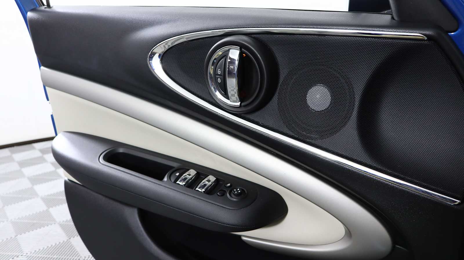 used 2023 MINI Clubman car, priced at $31,598