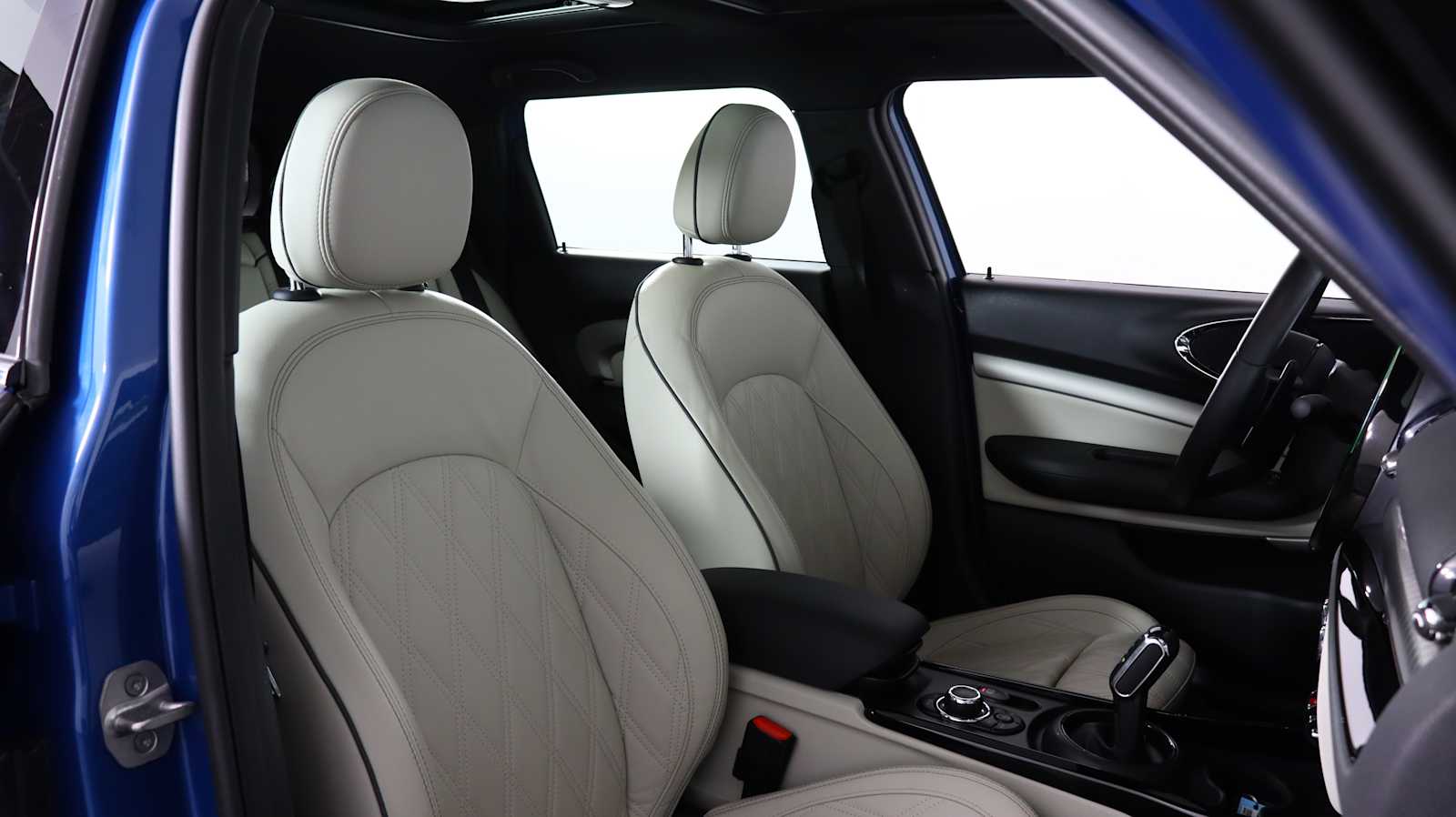 used 2023 MINI Clubman car, priced at $31,598